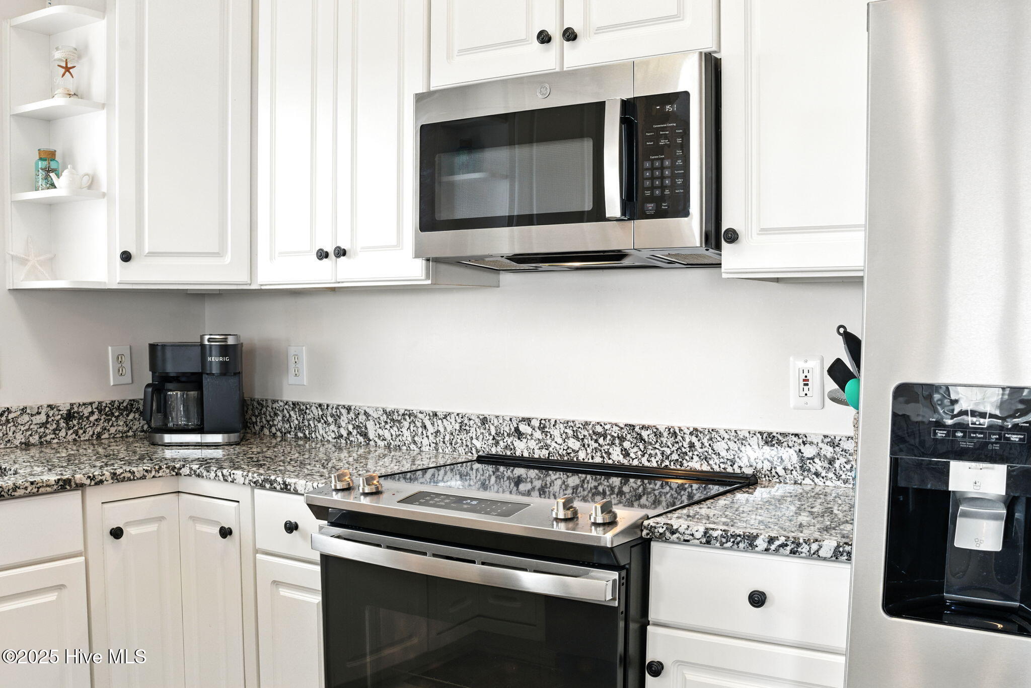 100552973 | Photo 22