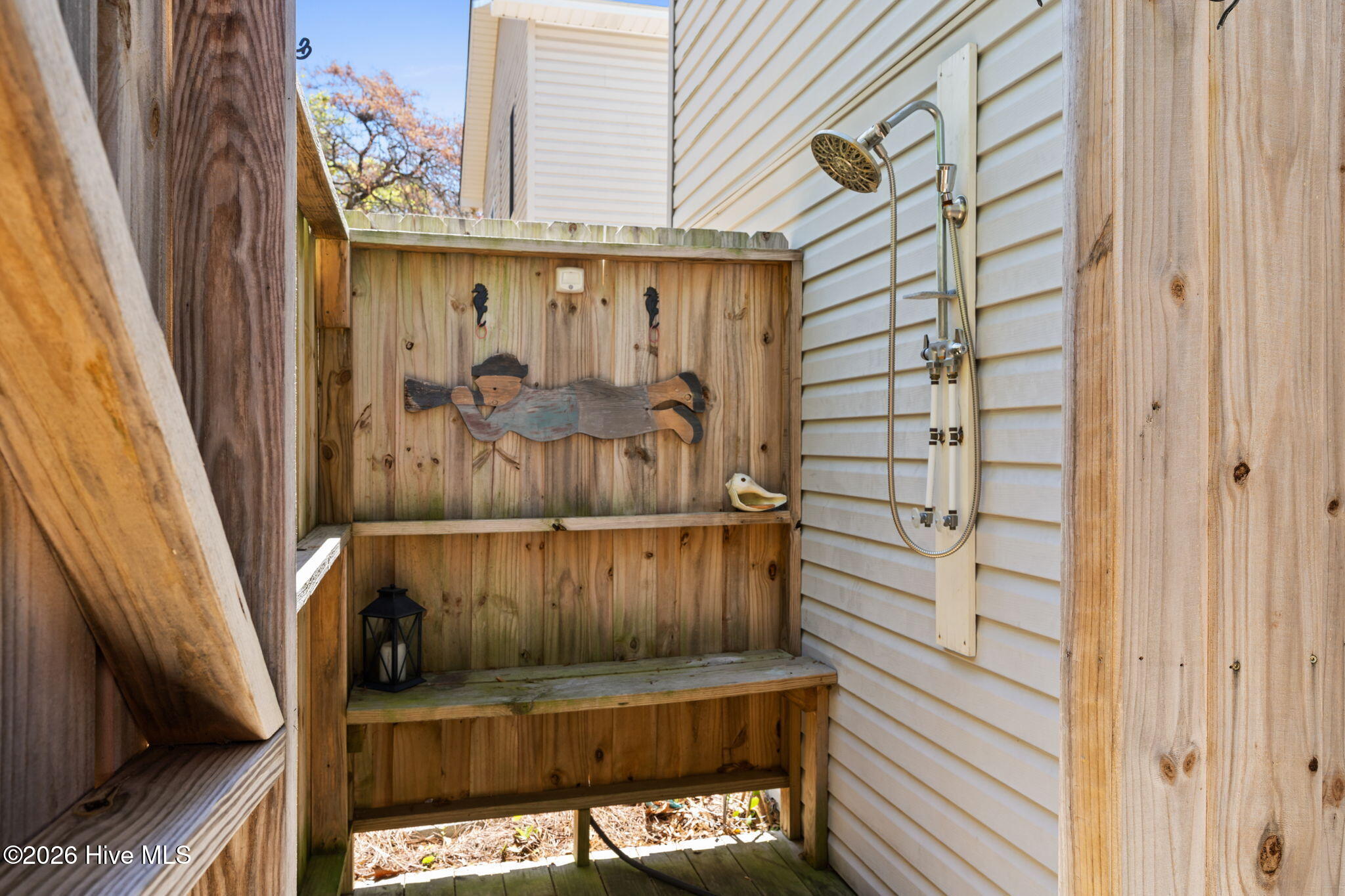 100567524 | Photo 33