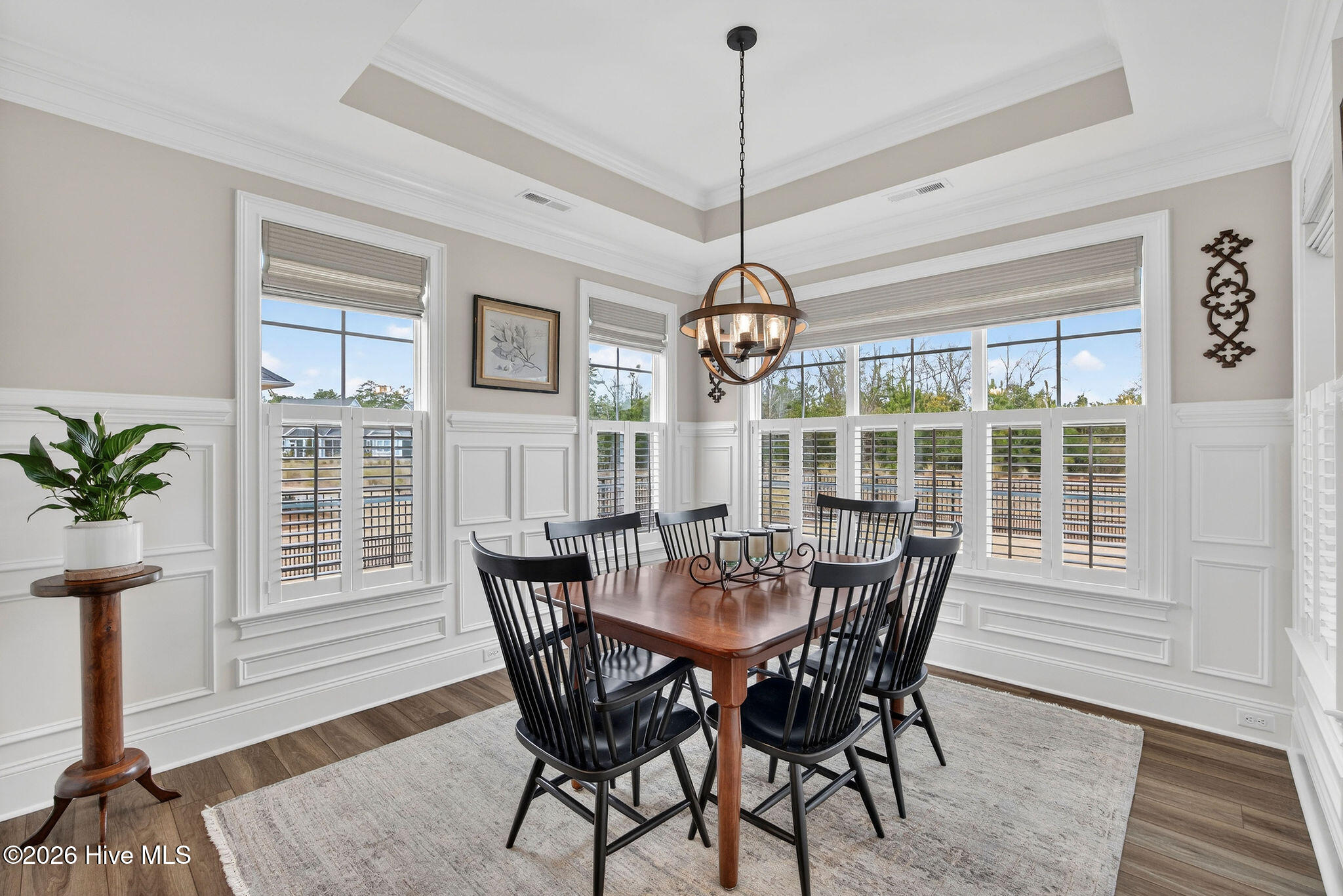 100556819 | Photo 15