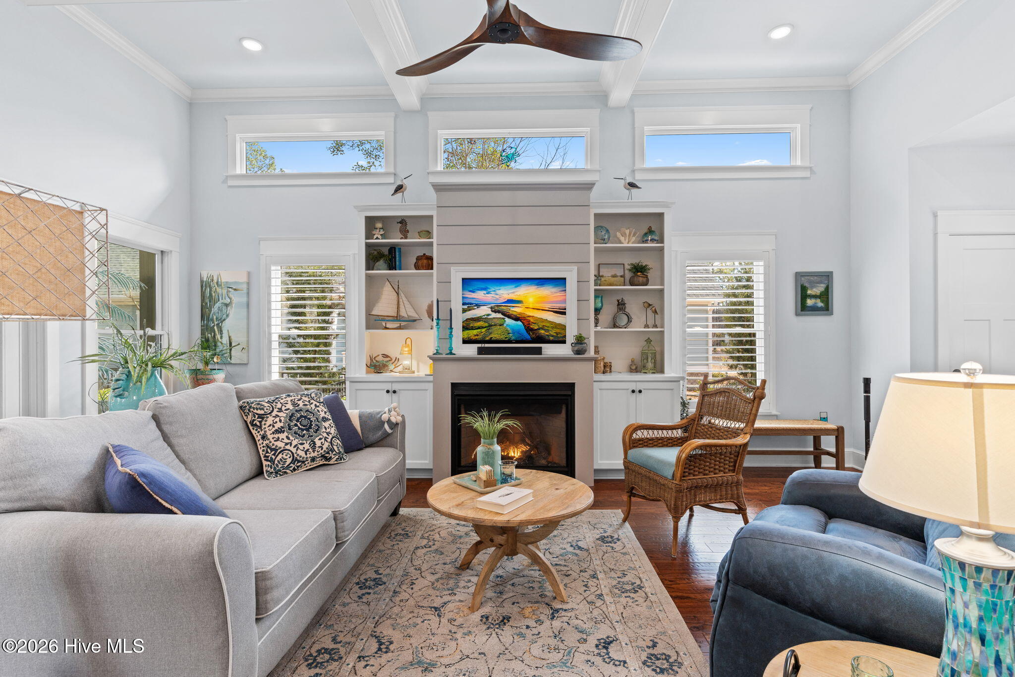 100560975 | Photo 10