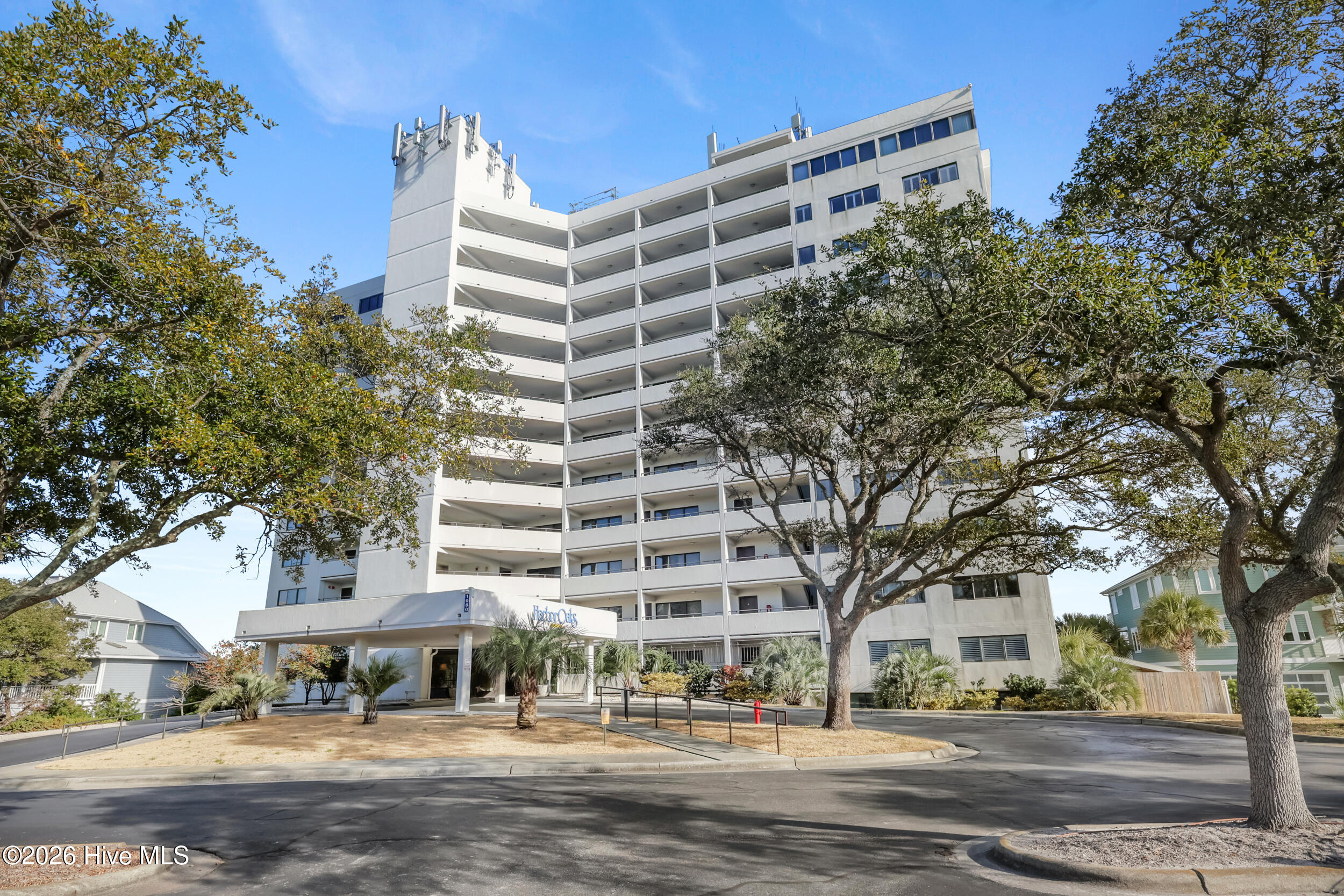 100550750 | Photo 25