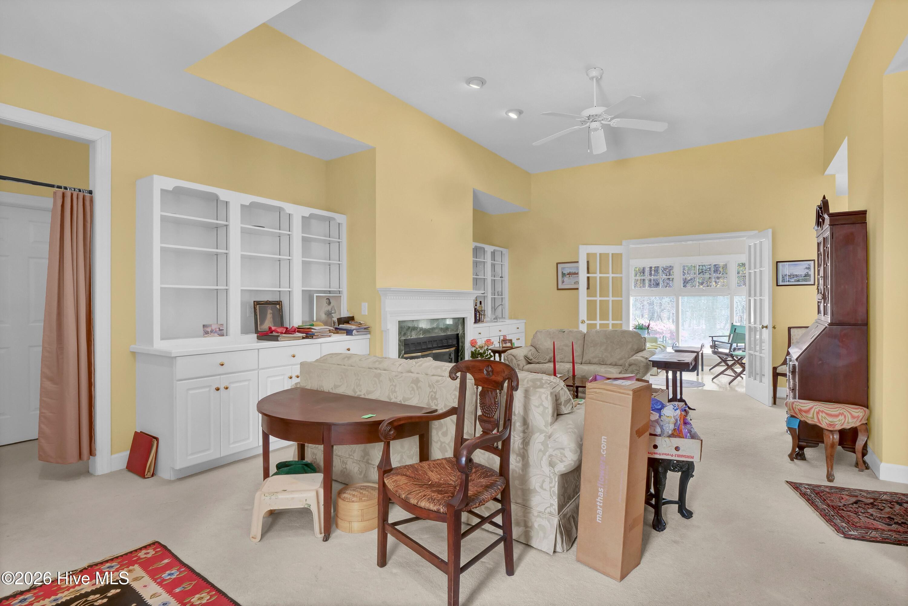 100564382 | Photo 22