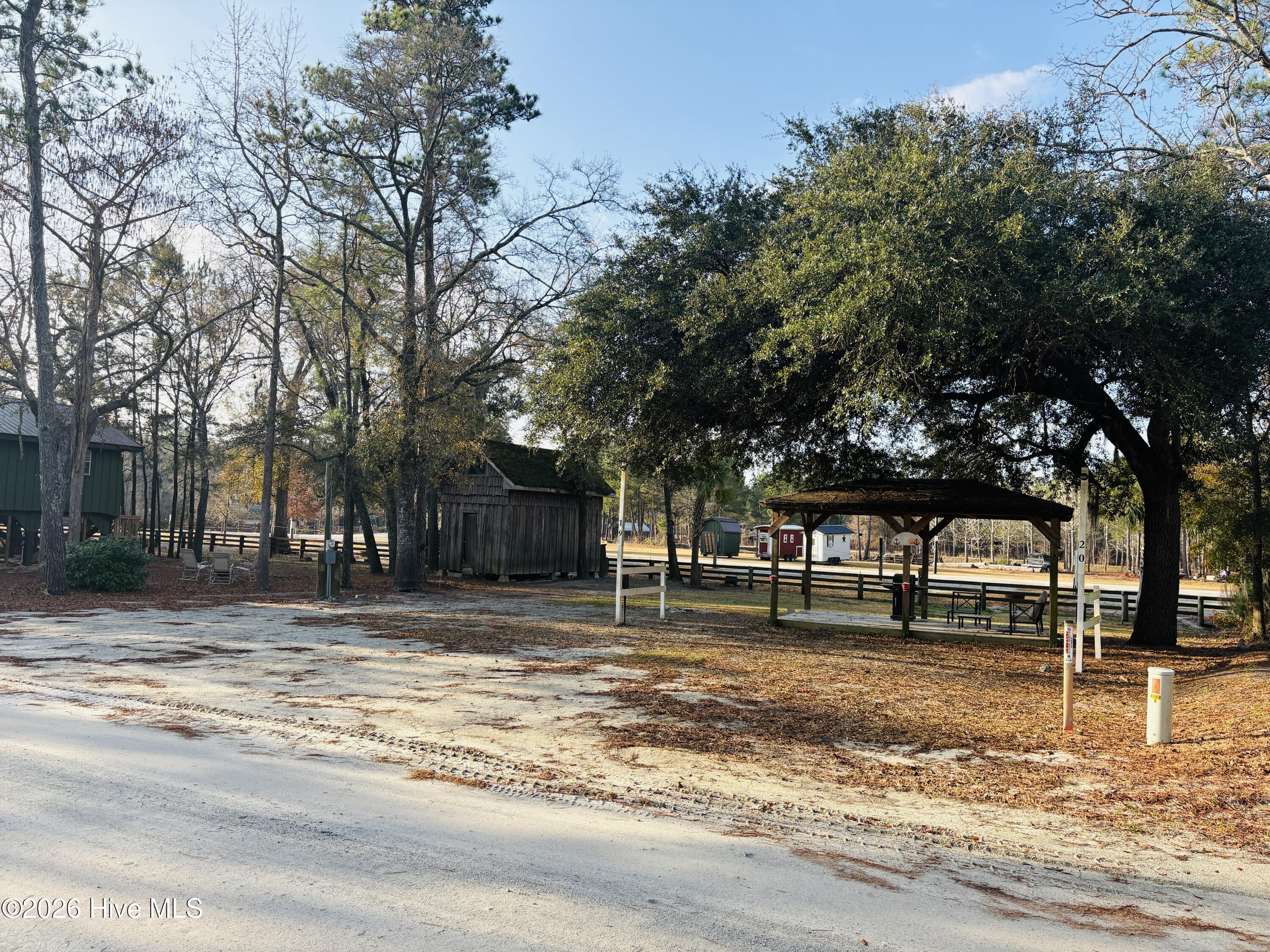 100534439 | Photo 20