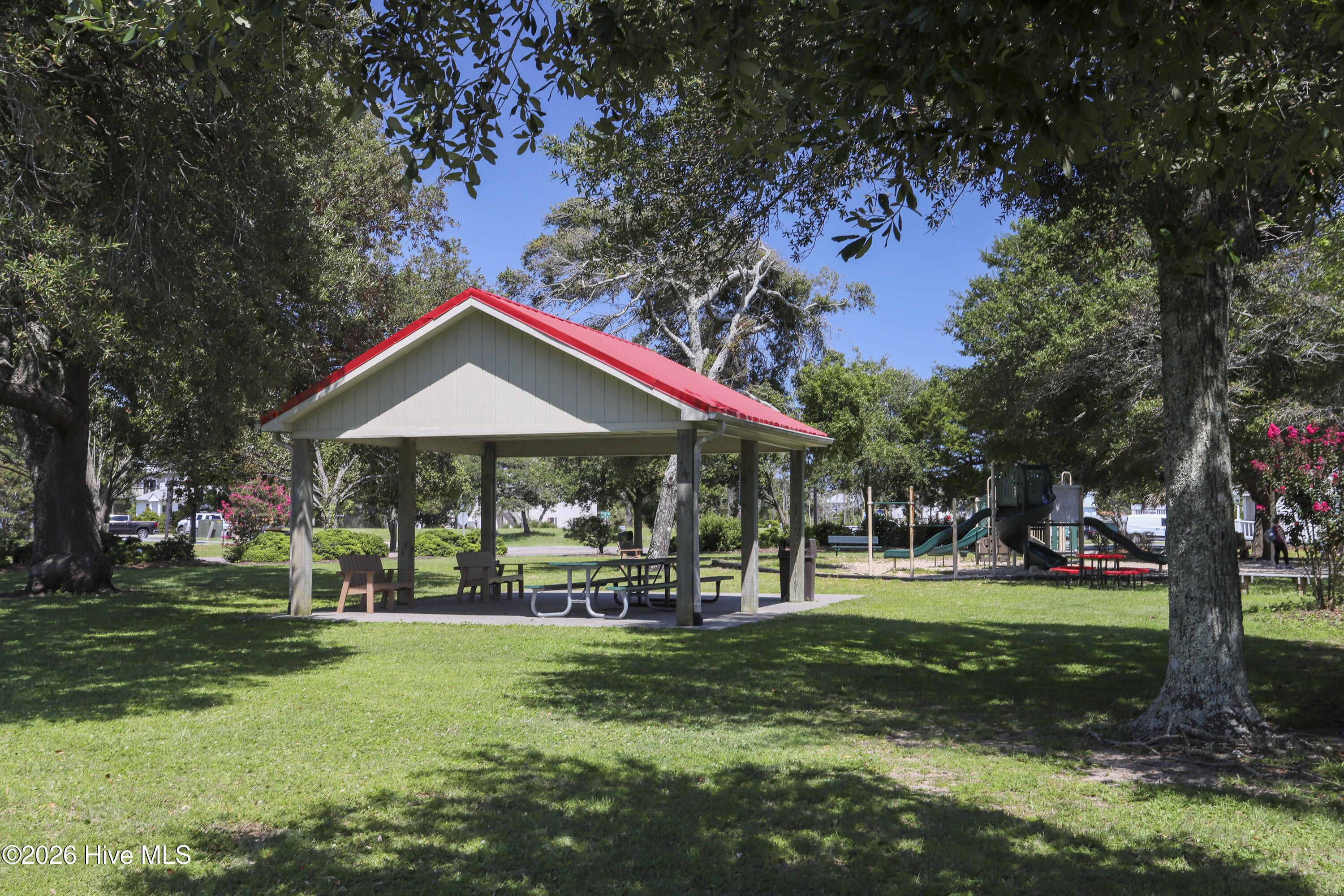 100561148 | Photo 59