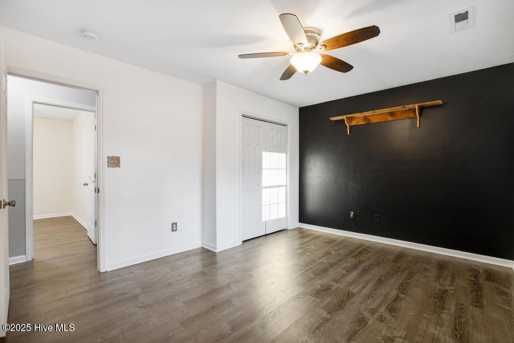 100551792 | Photo 11