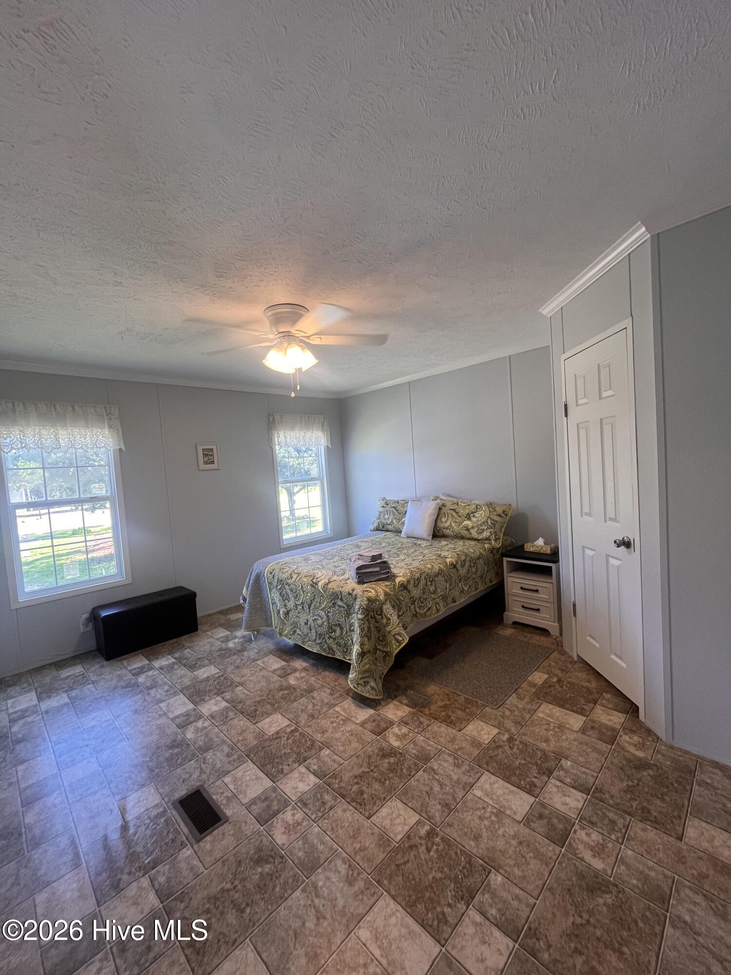 204 Diamond City Drive,Harkers Island