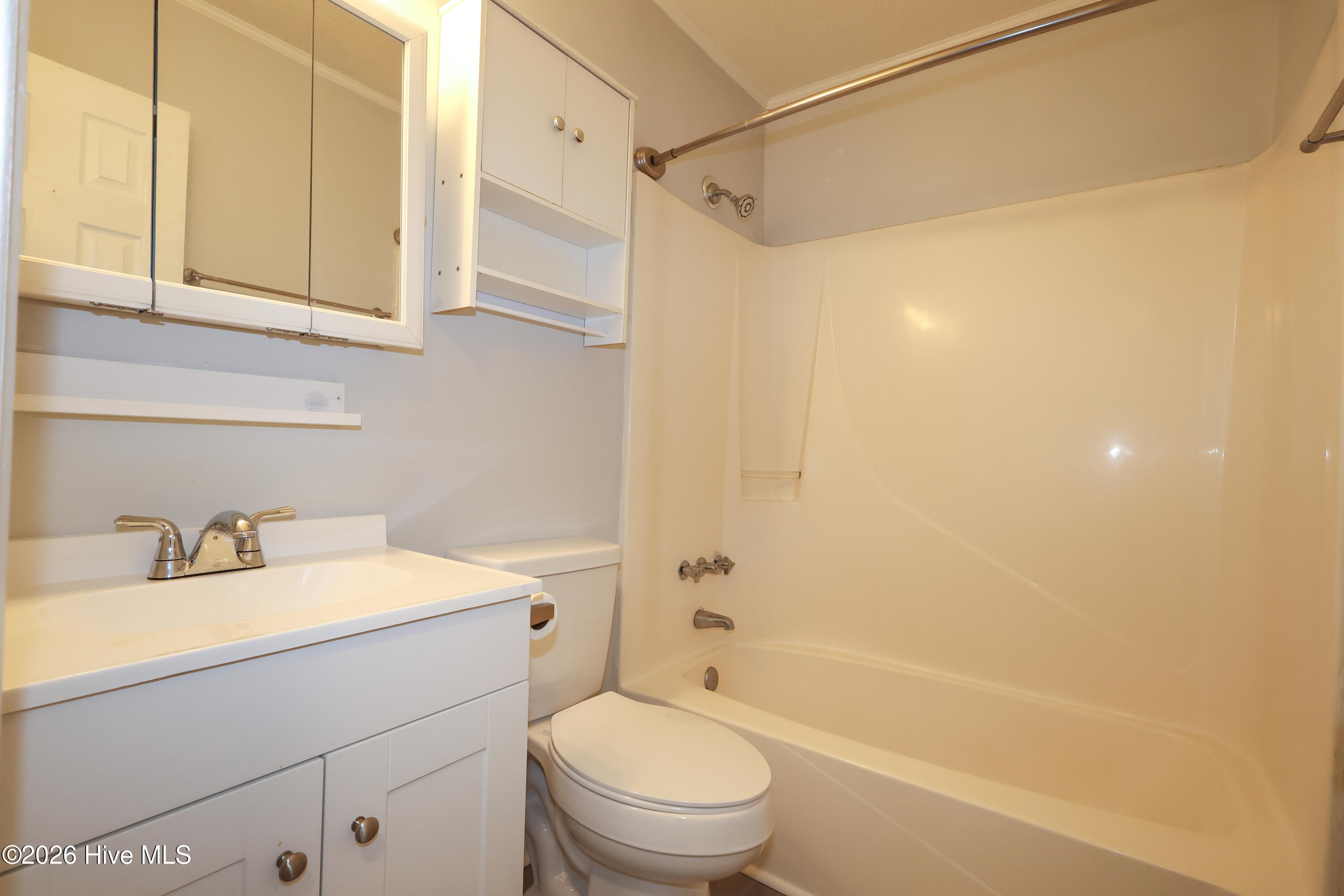 100550161 | Photo 13