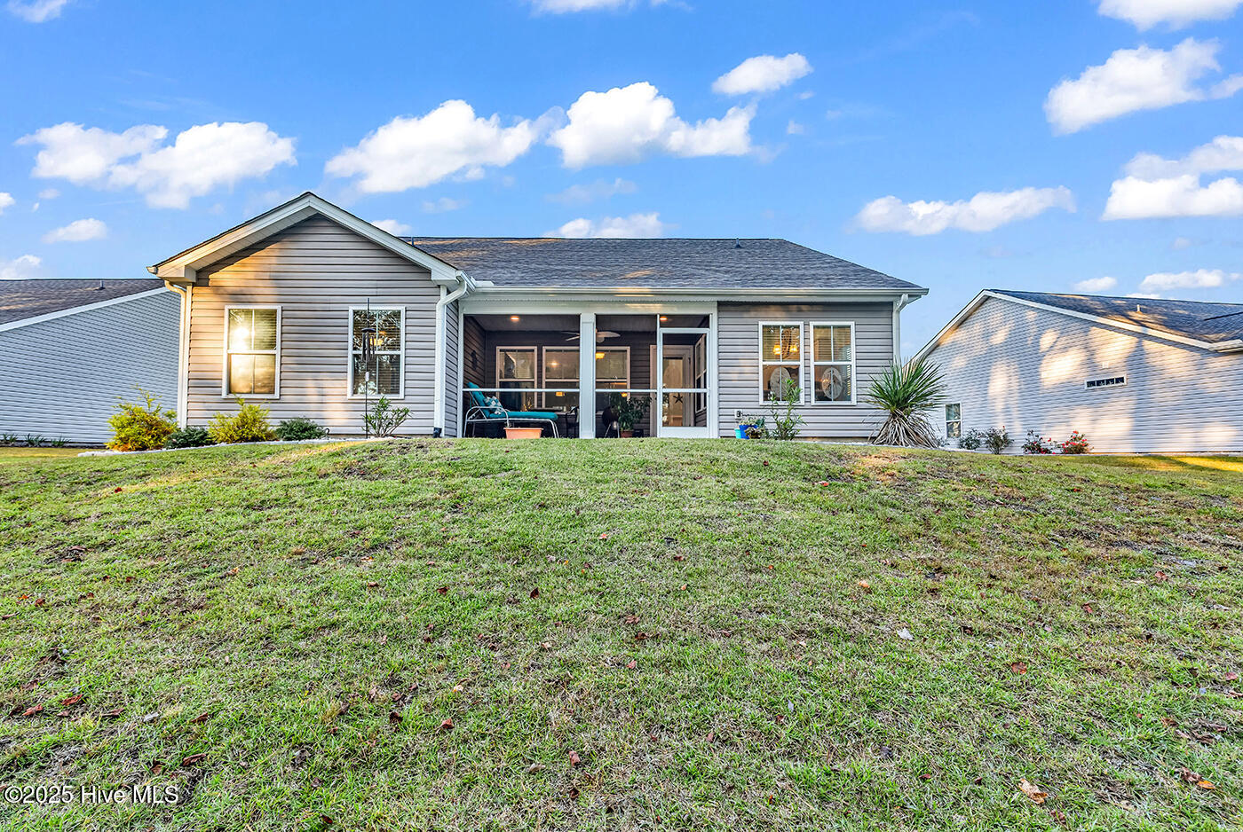 100539654 | Photo 43