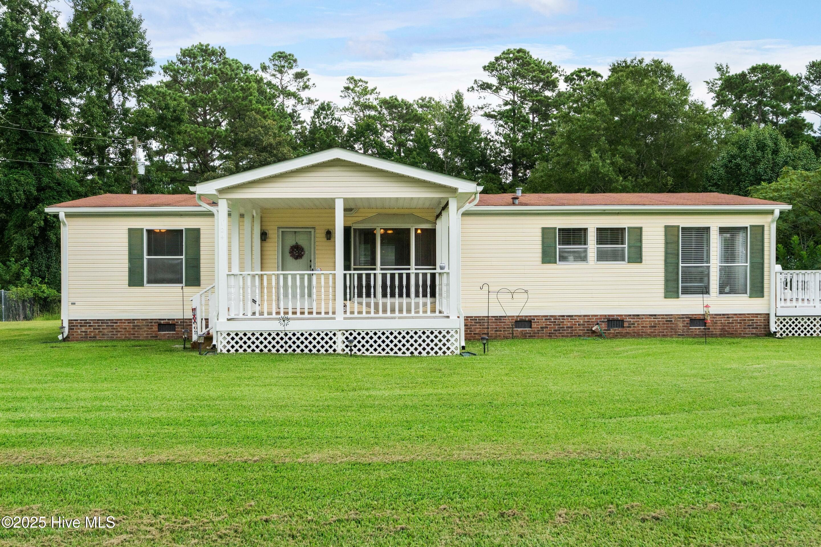 Property at 124 Hunter Court