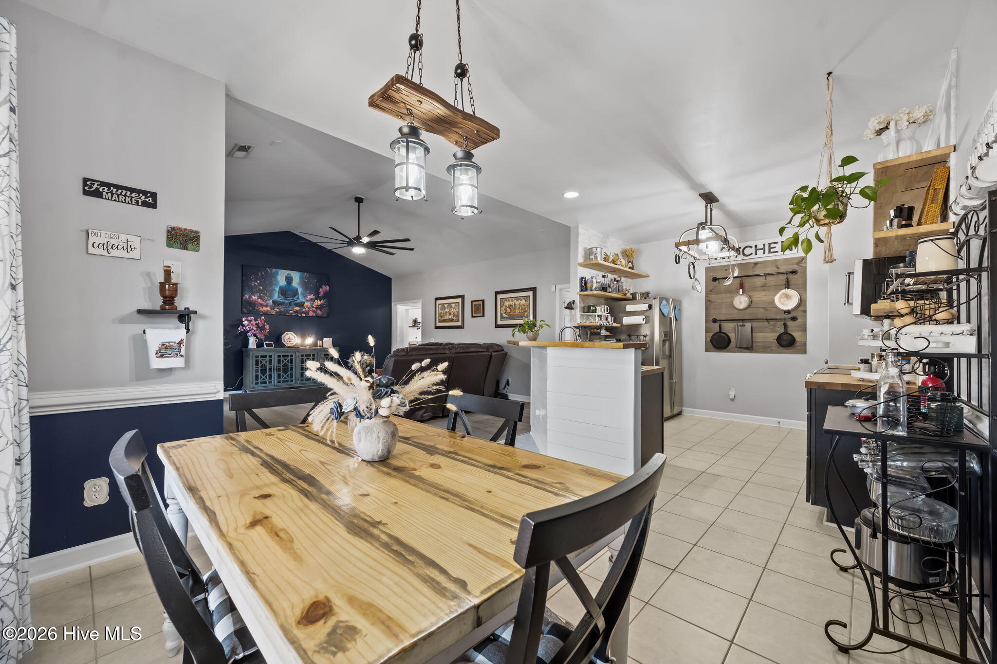 100547536 | Photo 33