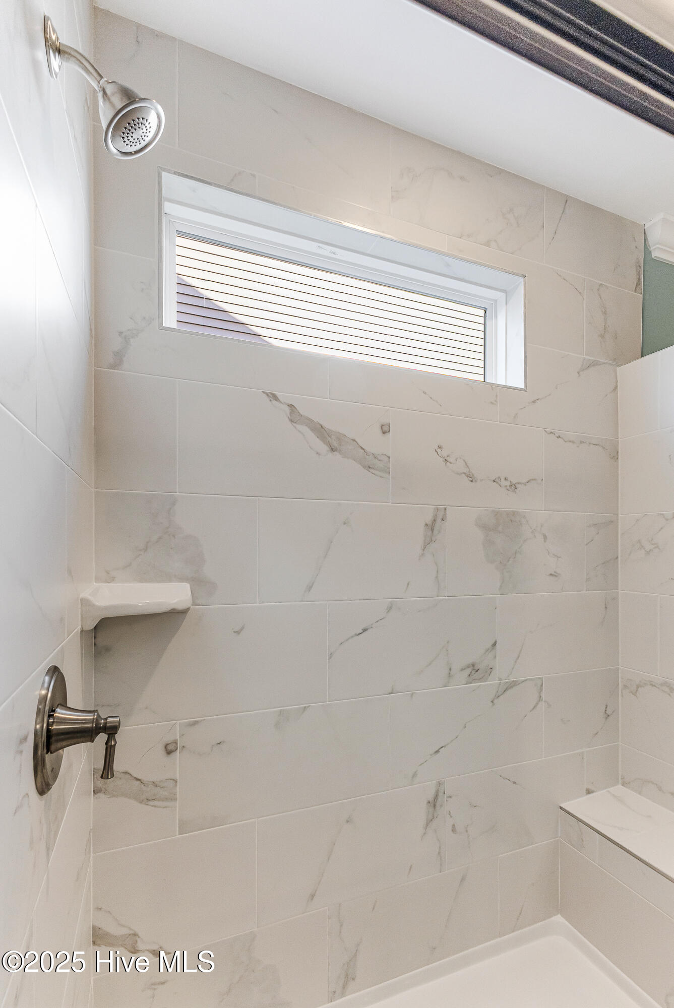 100544434 | Photo 29