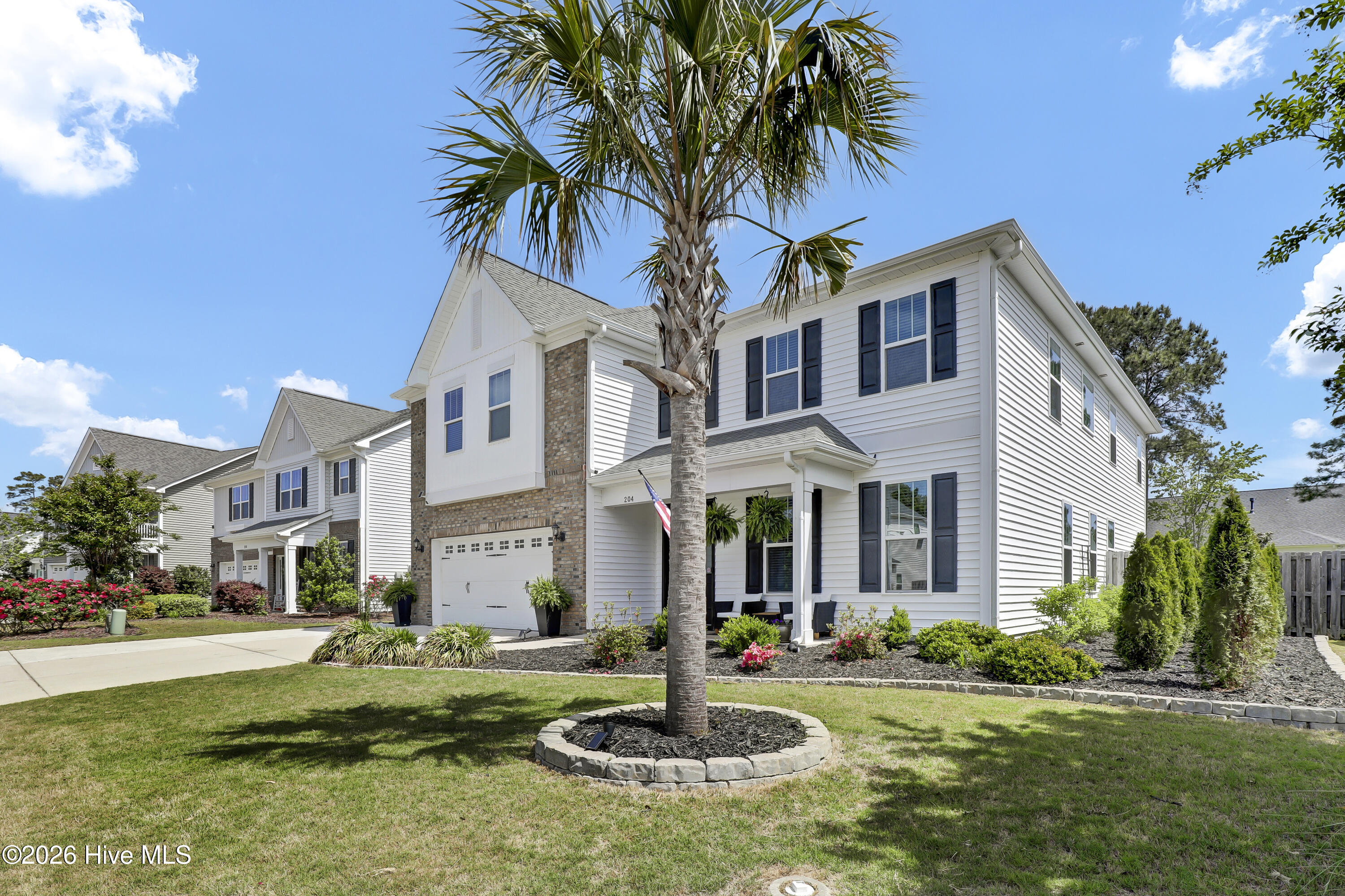 100569248 | Photo 51