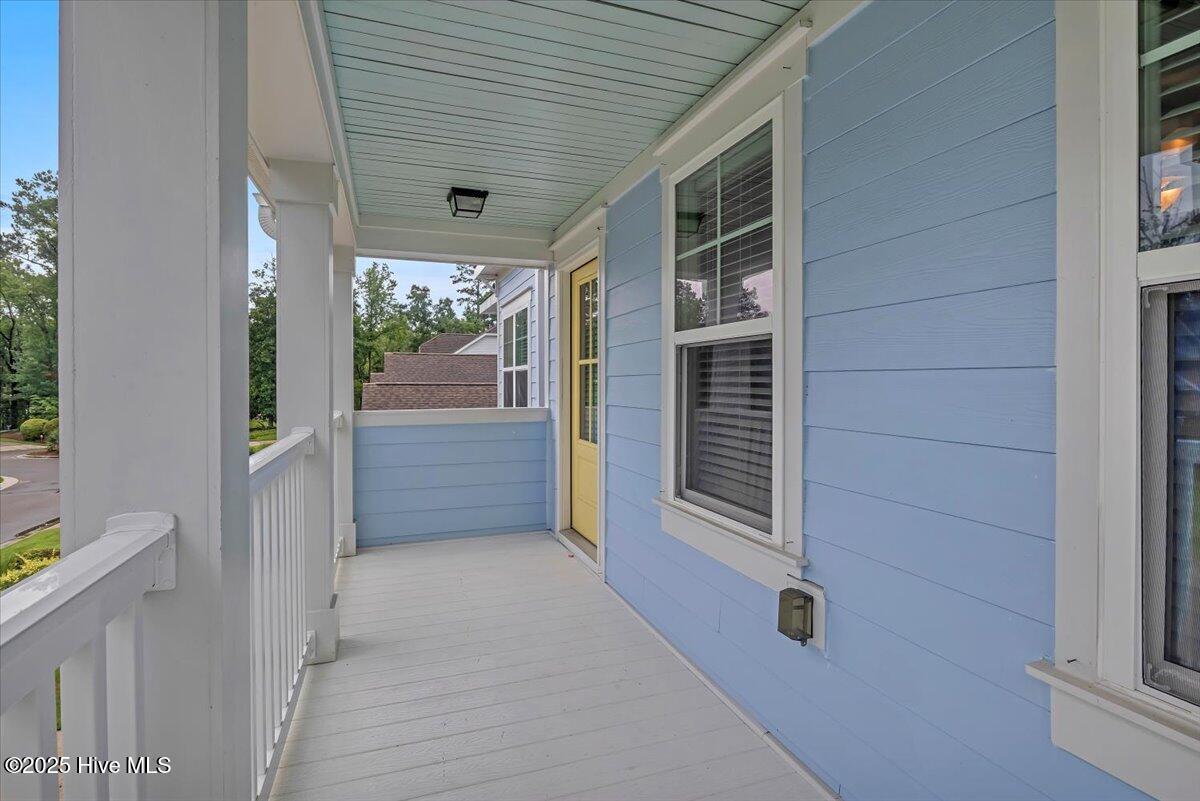 100523445 | Photo 54