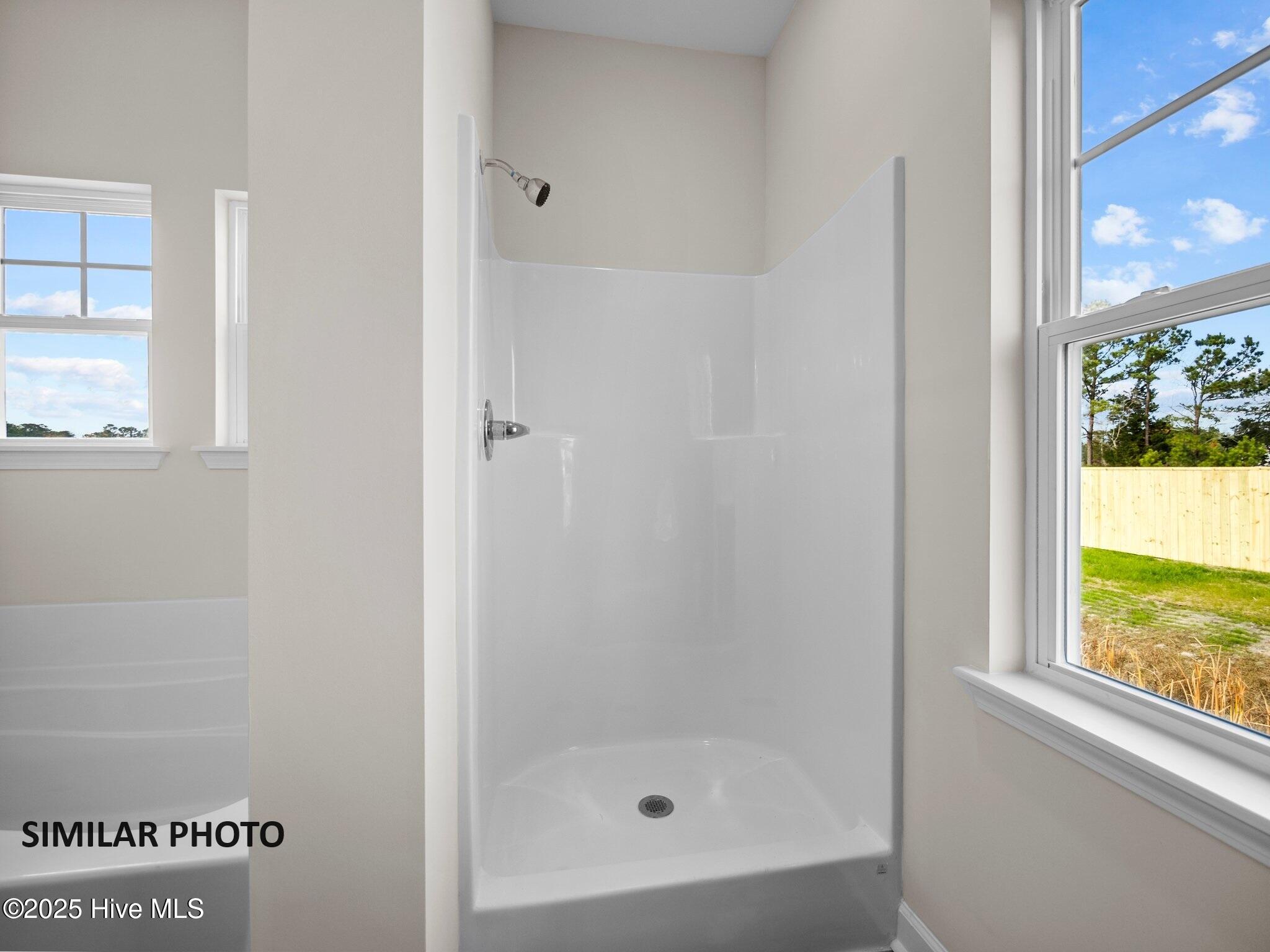 100548702 | Photo 26