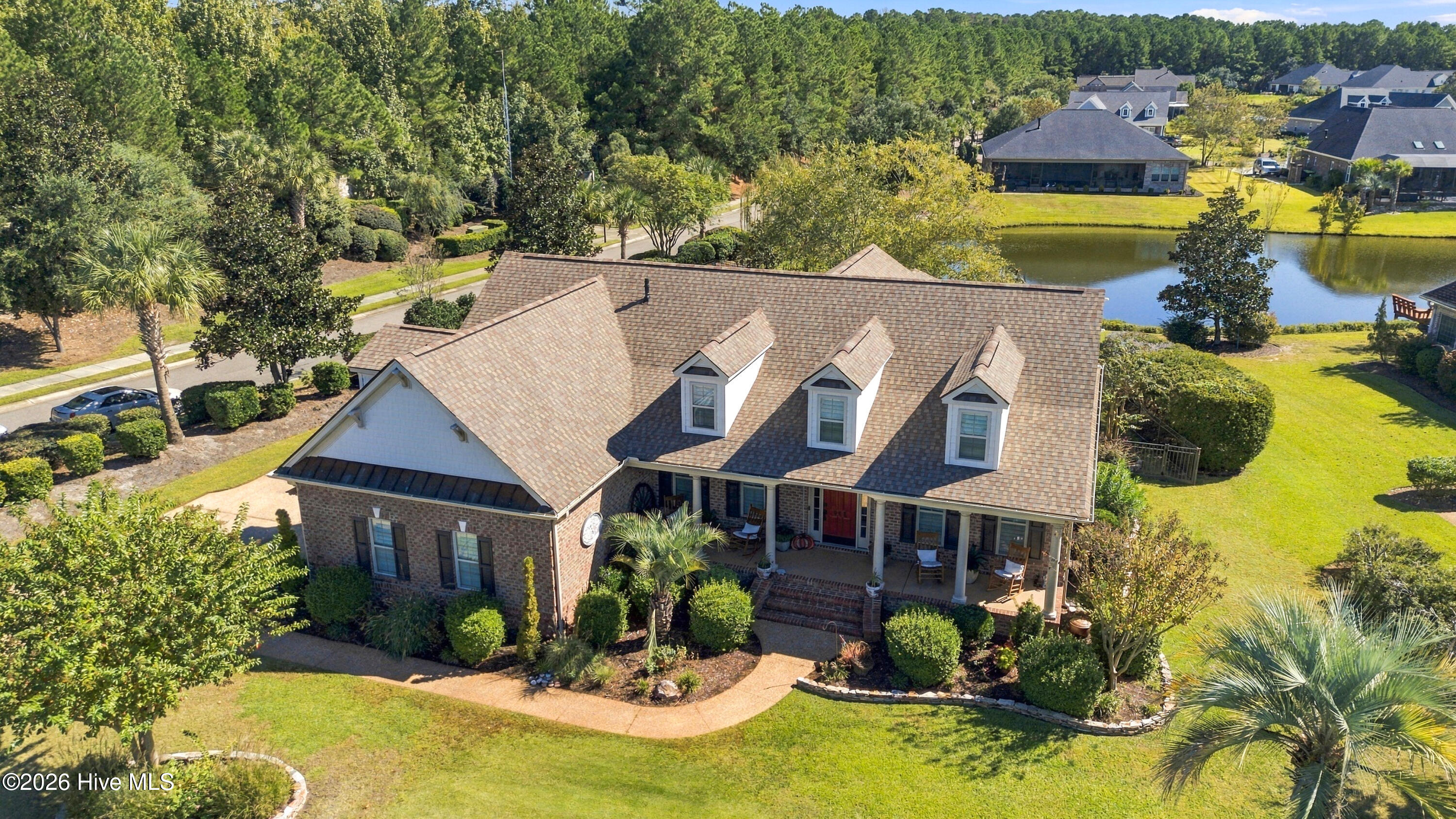 963 Woodwind Drive — listing photograph 2