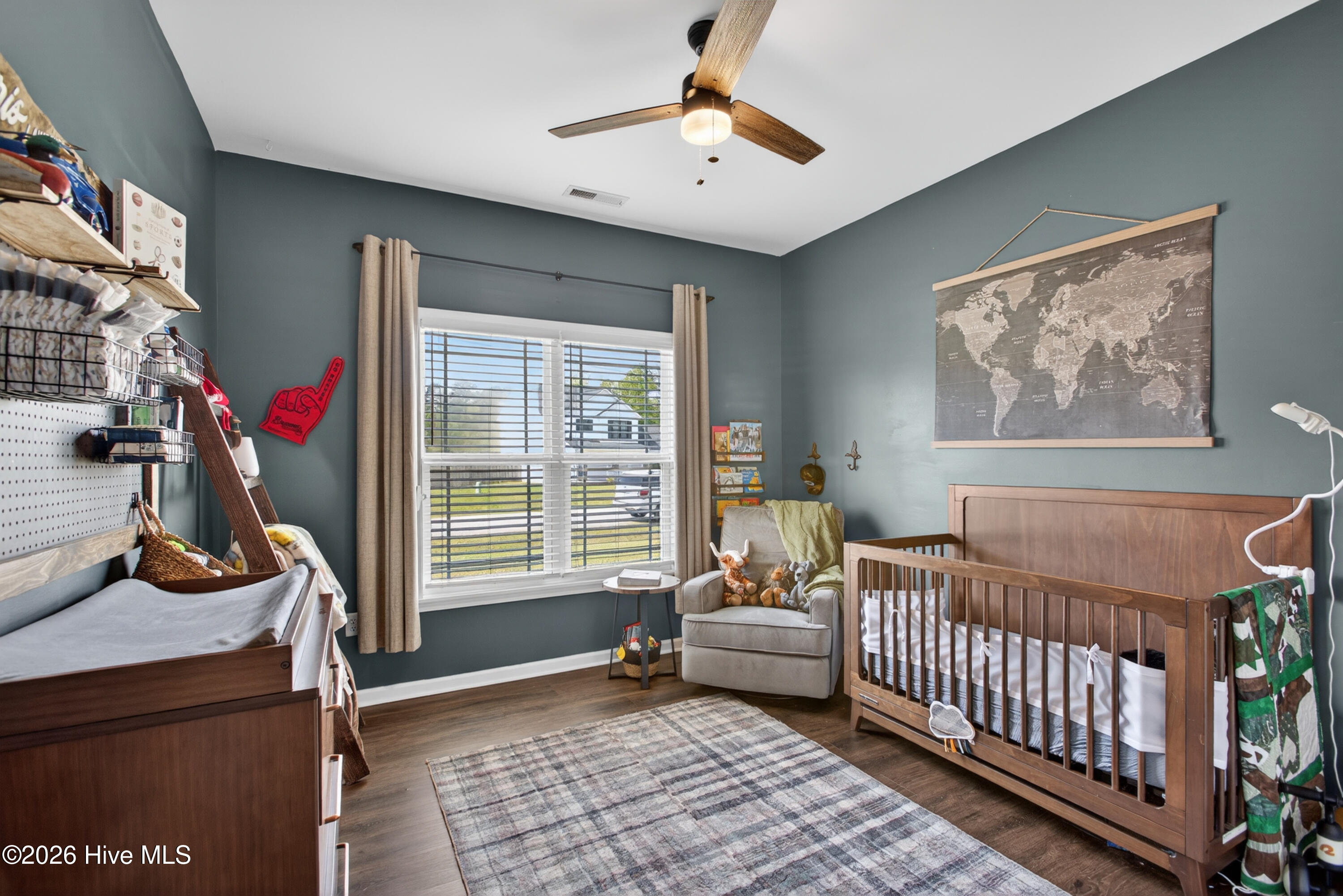 100566078 | Photo 15