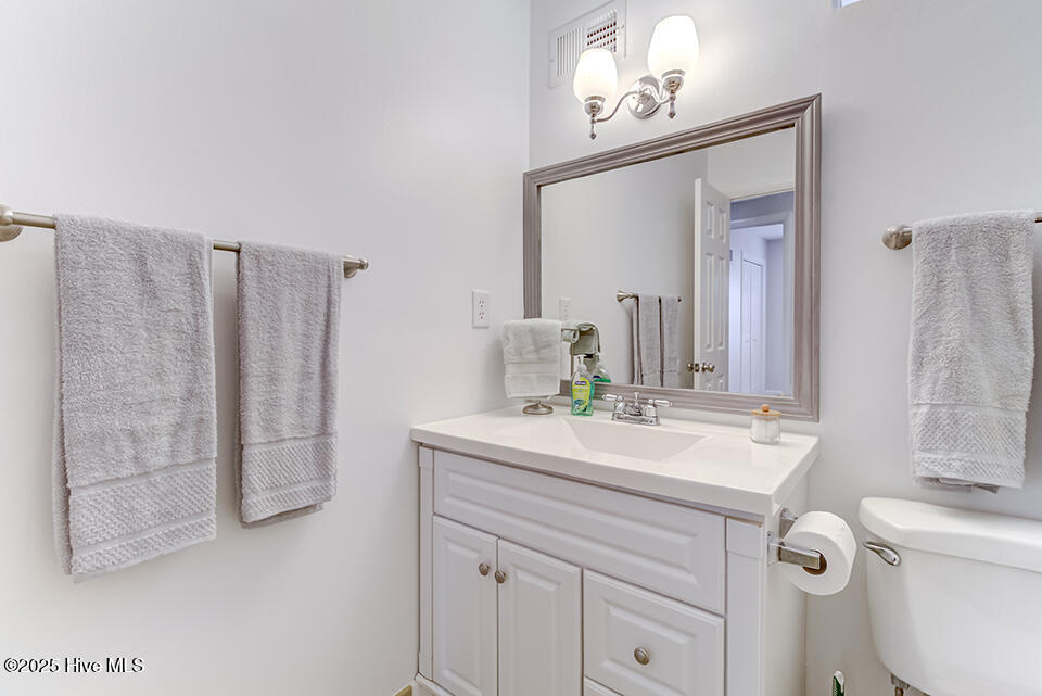 100535160 | Photo 34