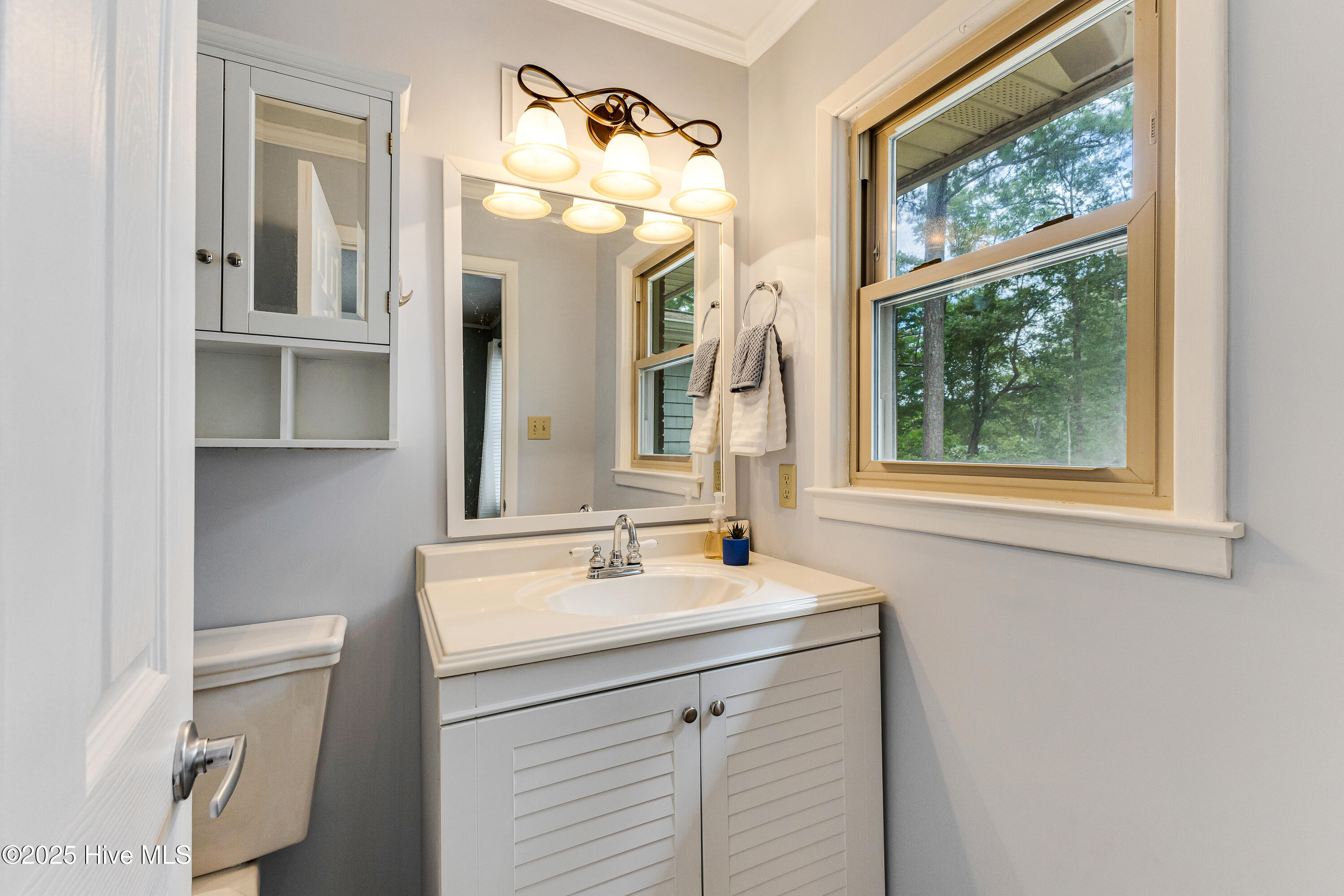 100523240 | Photo 15