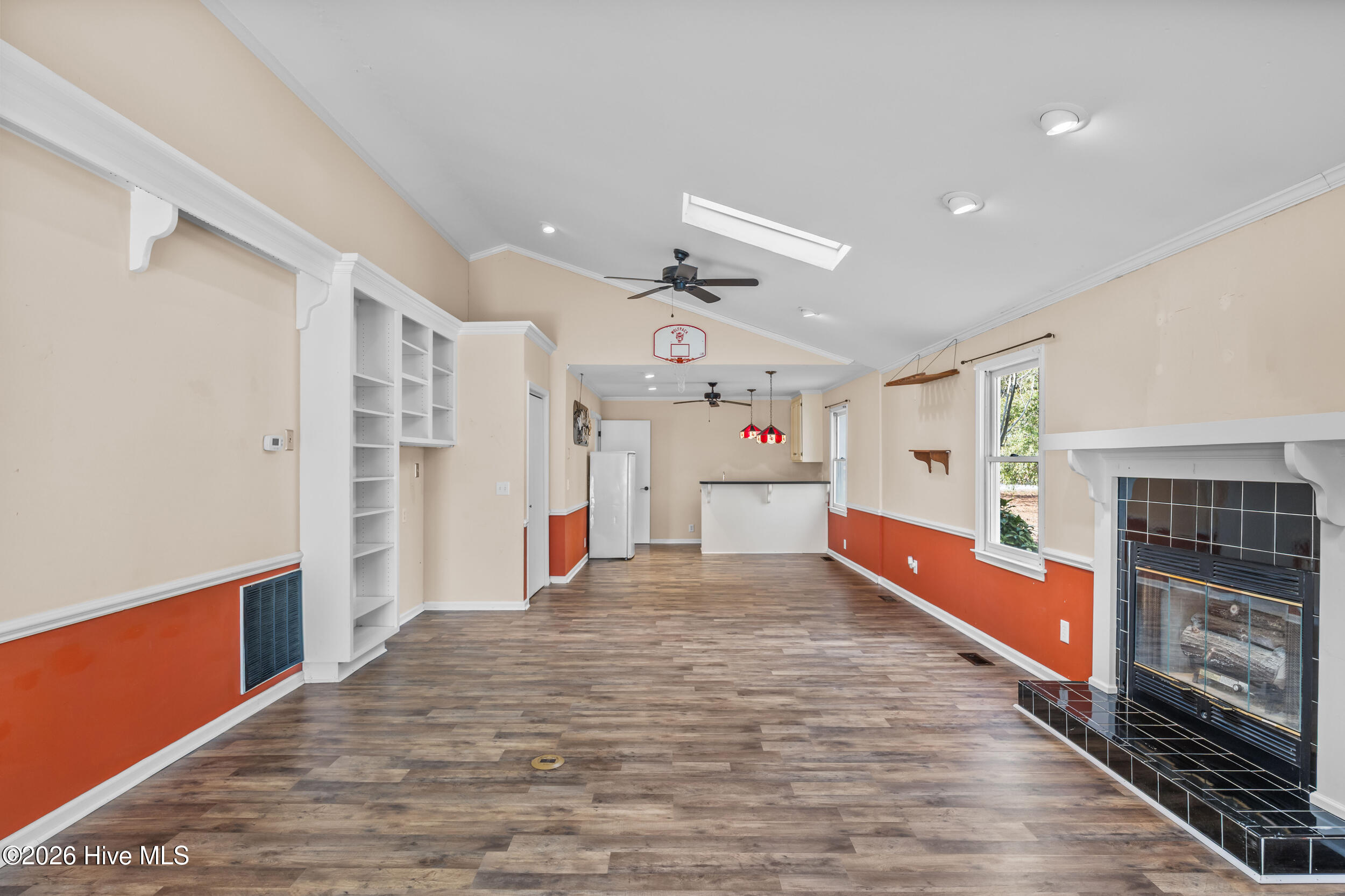 100546572 | Photo 24