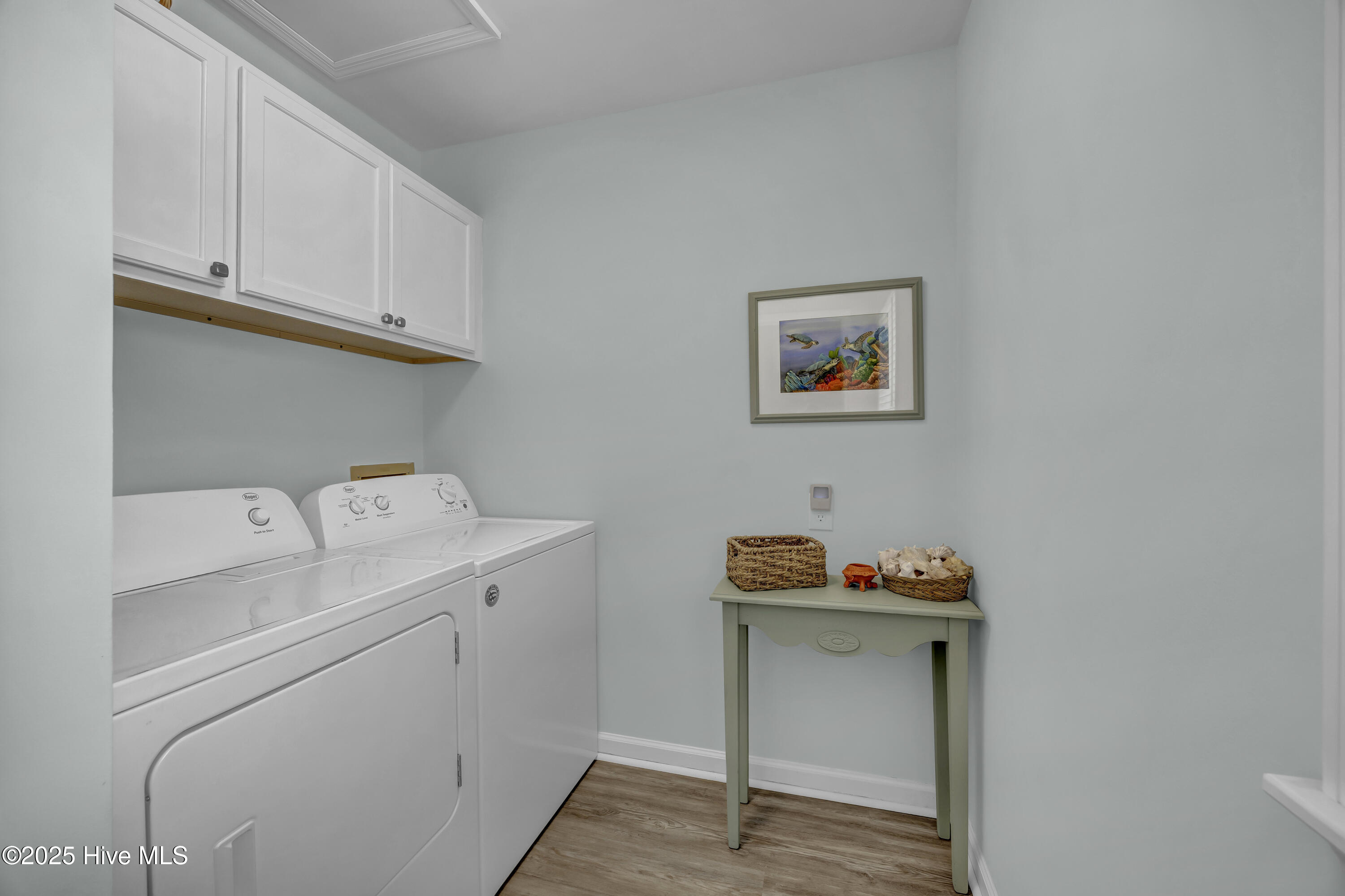 100533444 | Photo 27