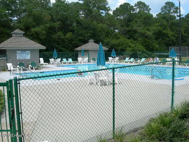 100504692 | Photo 11