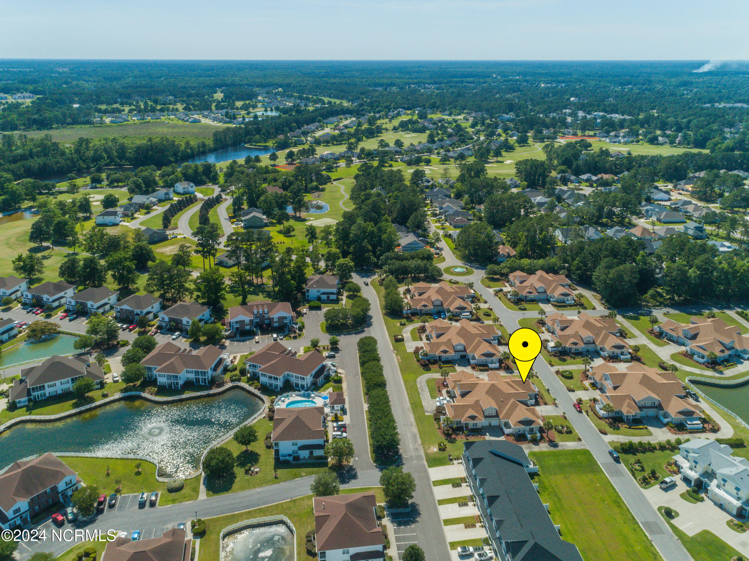 100563661 | Photo 35