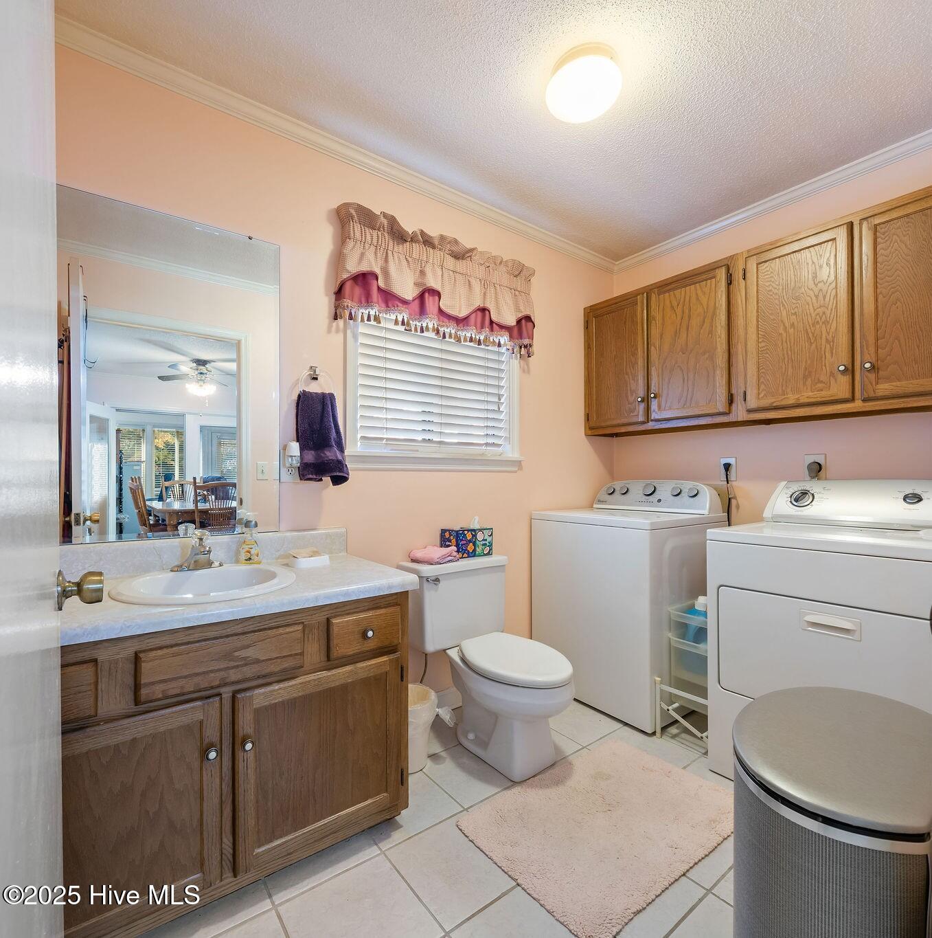 100542635 | Photo 79