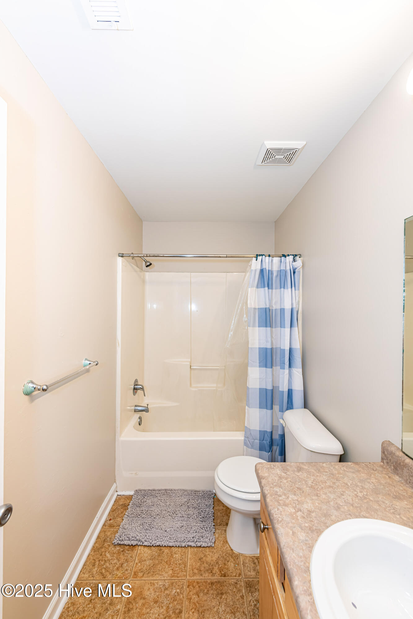 100521168 | Photo 29