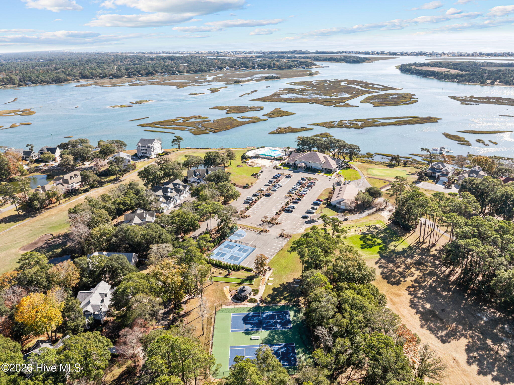 100532112 | Photo 46