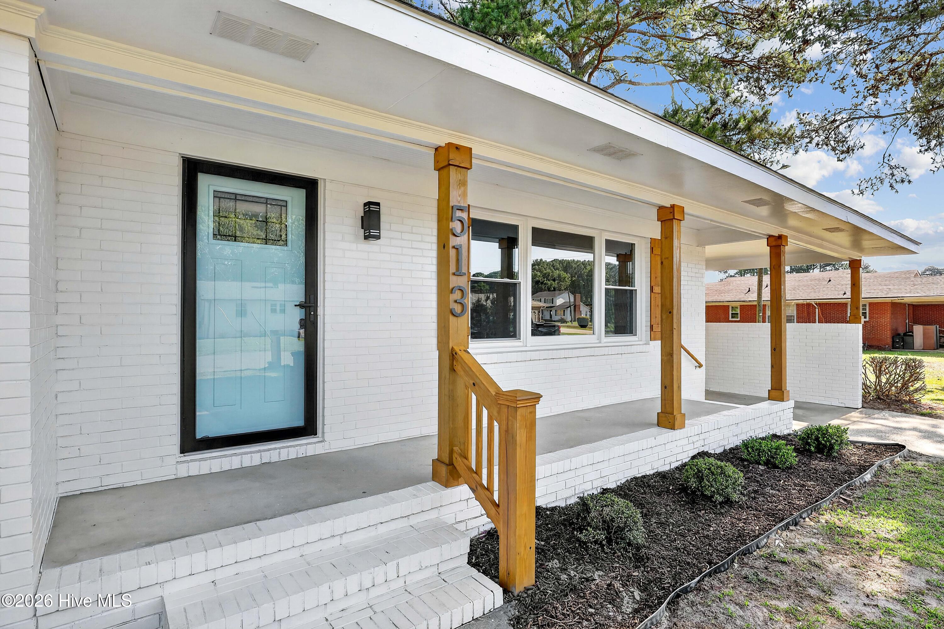 08-513 Hamilton Dr-8