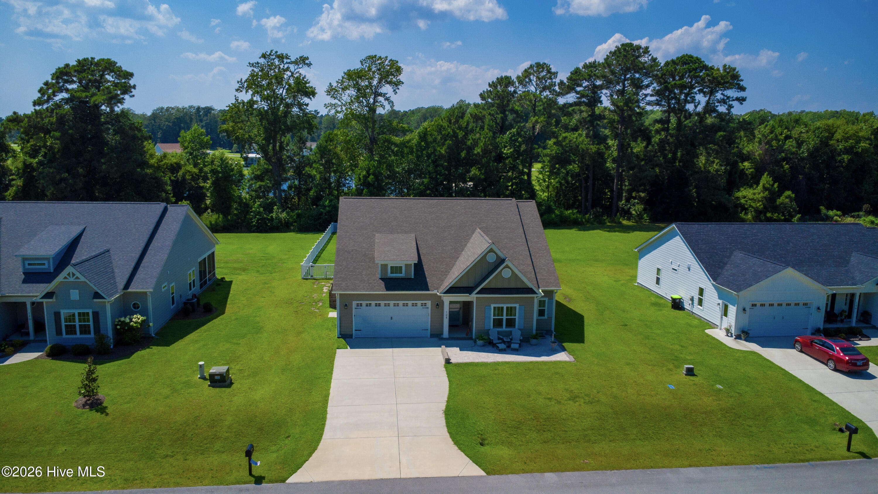 124 S Brightleaf Drive,Minnesott Beach