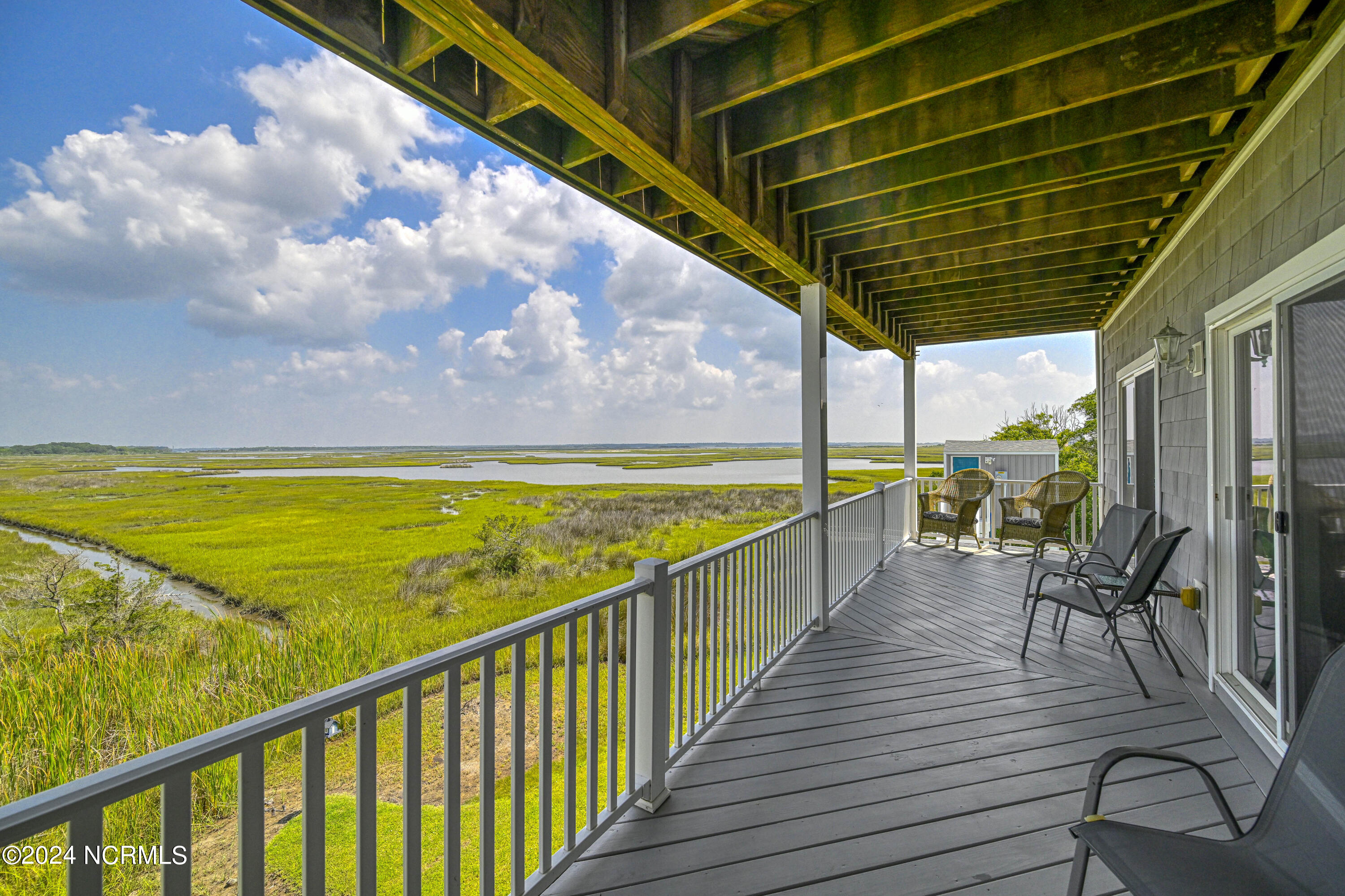 100533731 | Photo 48