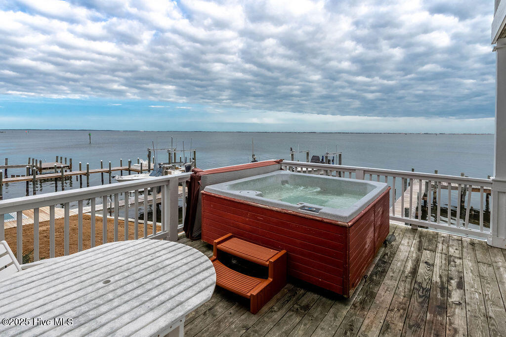 73 Ballast Point Drive, Manteo, NC, 27954