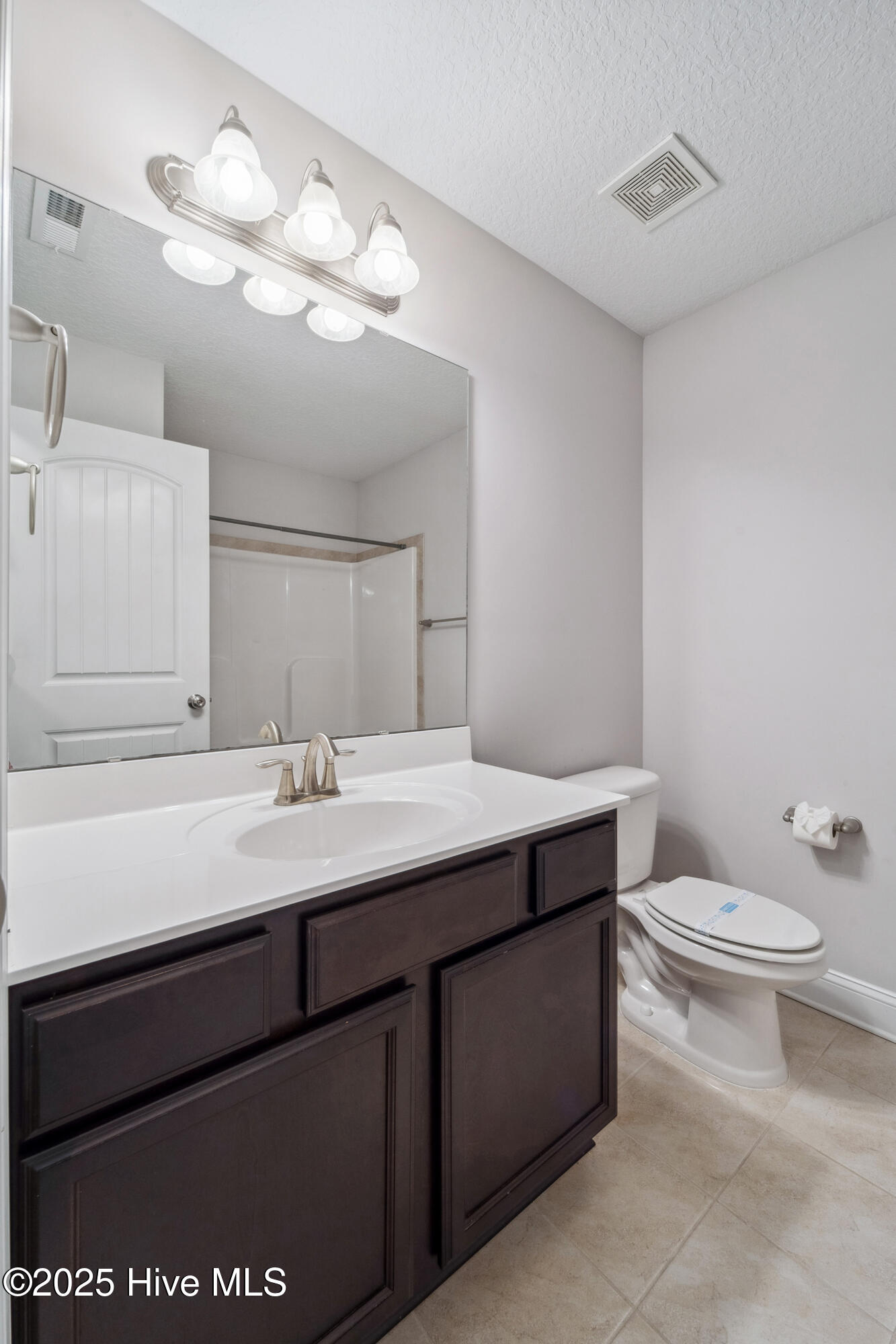 100562423 | Photo 17