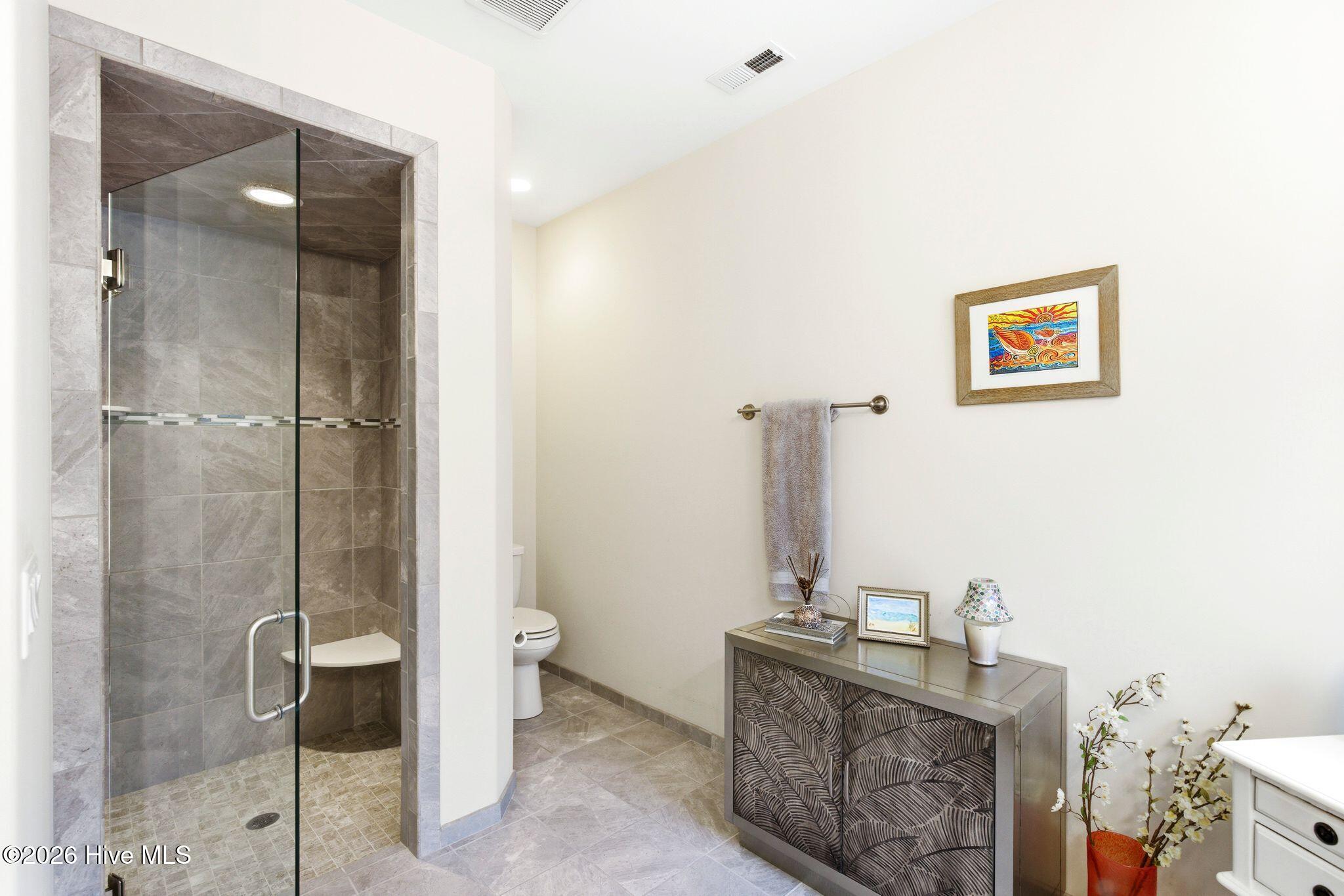 100564564 | Photo 20