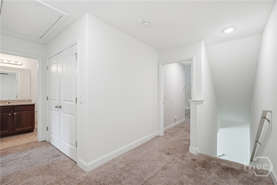 A spacious landing area in the second floor