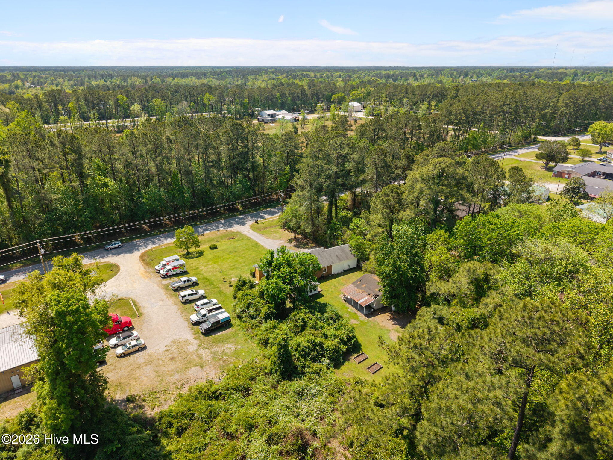 100567940 | Photo 11