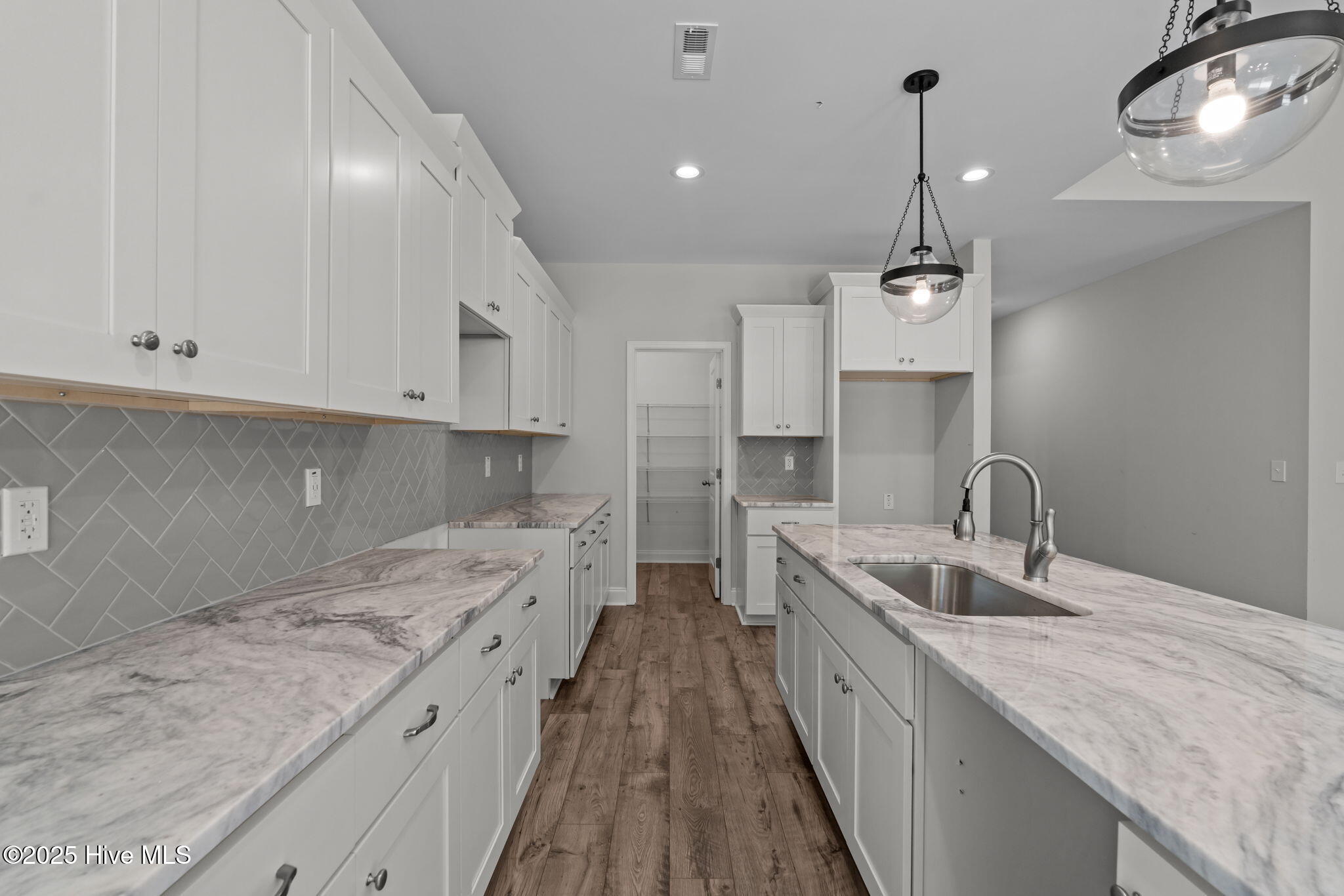 199 Pinecrest Drive