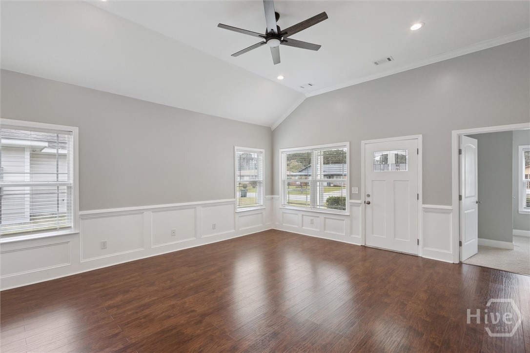 Living Room, Vaulted