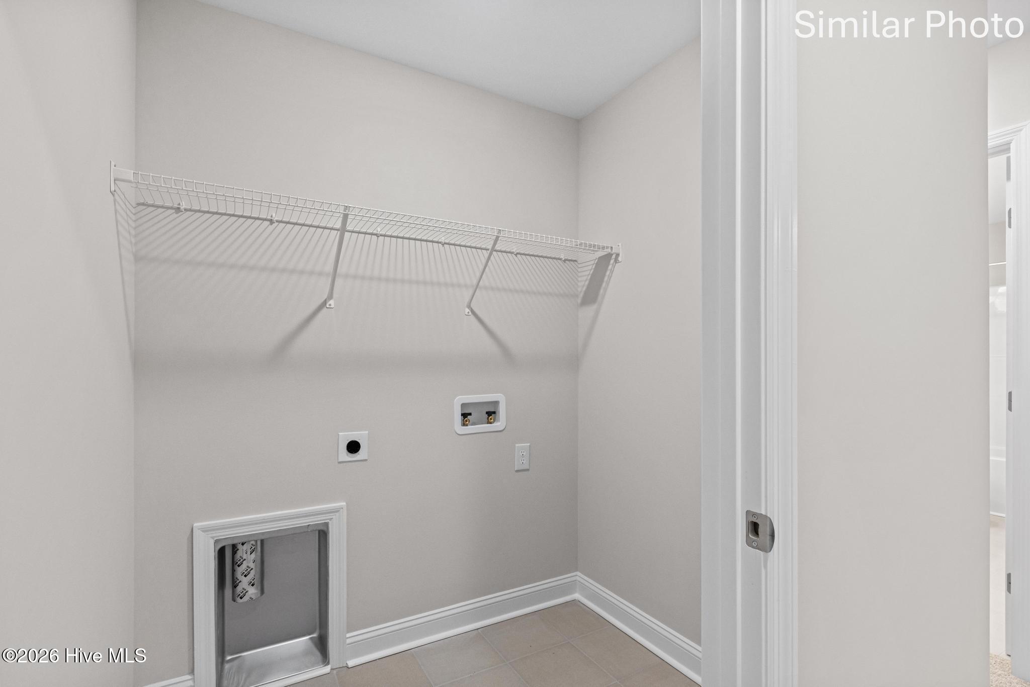 100552213 | Photo 44