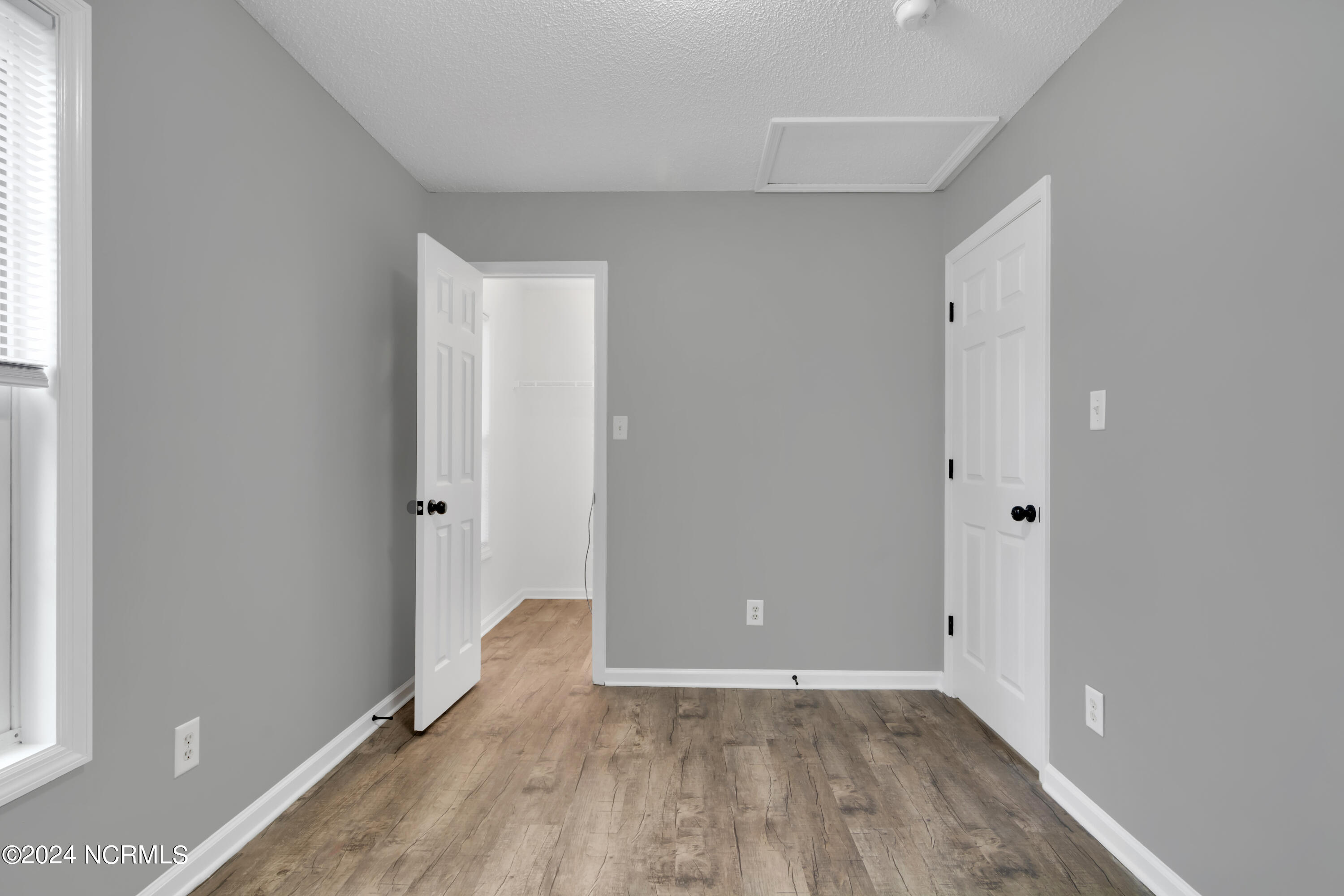 100544101 | Photo 17