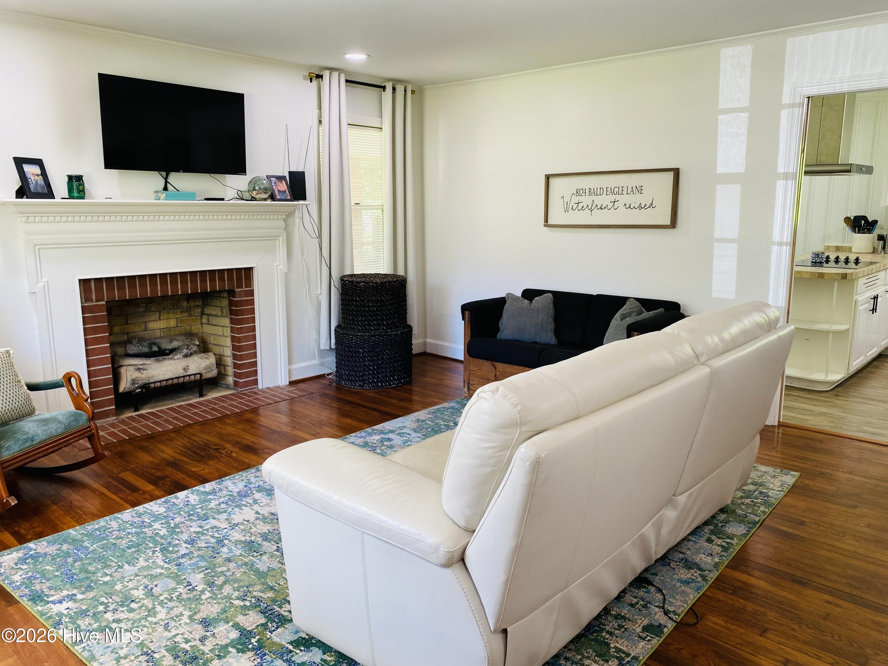 100569666 | Photo 18