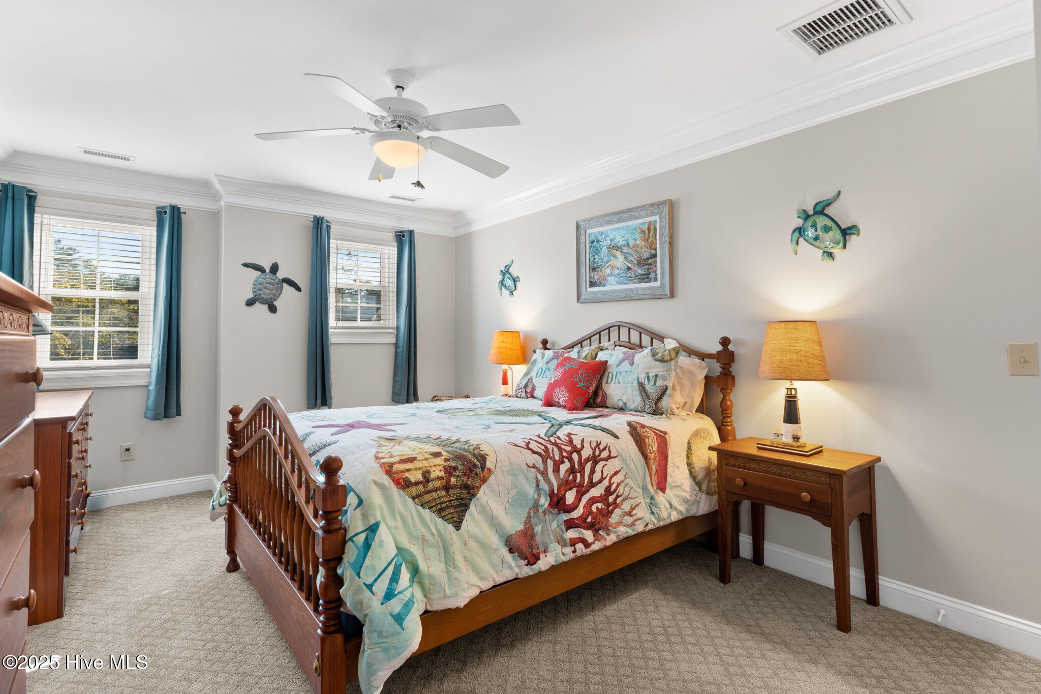 100544060 | Photo 26