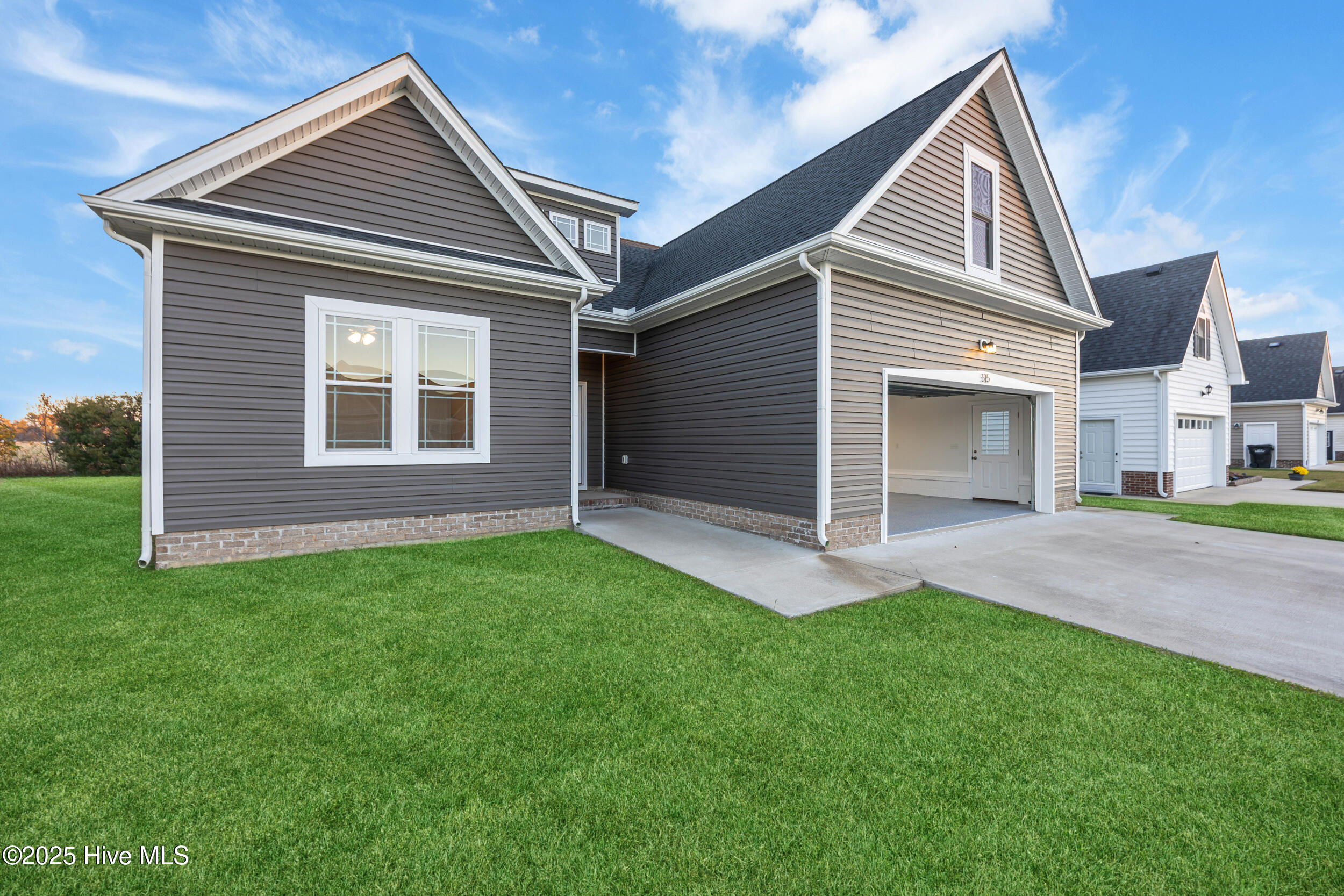 Homes for sale in Elizabeth City, NC | 515 Millbrooke Cir, Elizabeth City, NC 27909 | MLS# 100542939