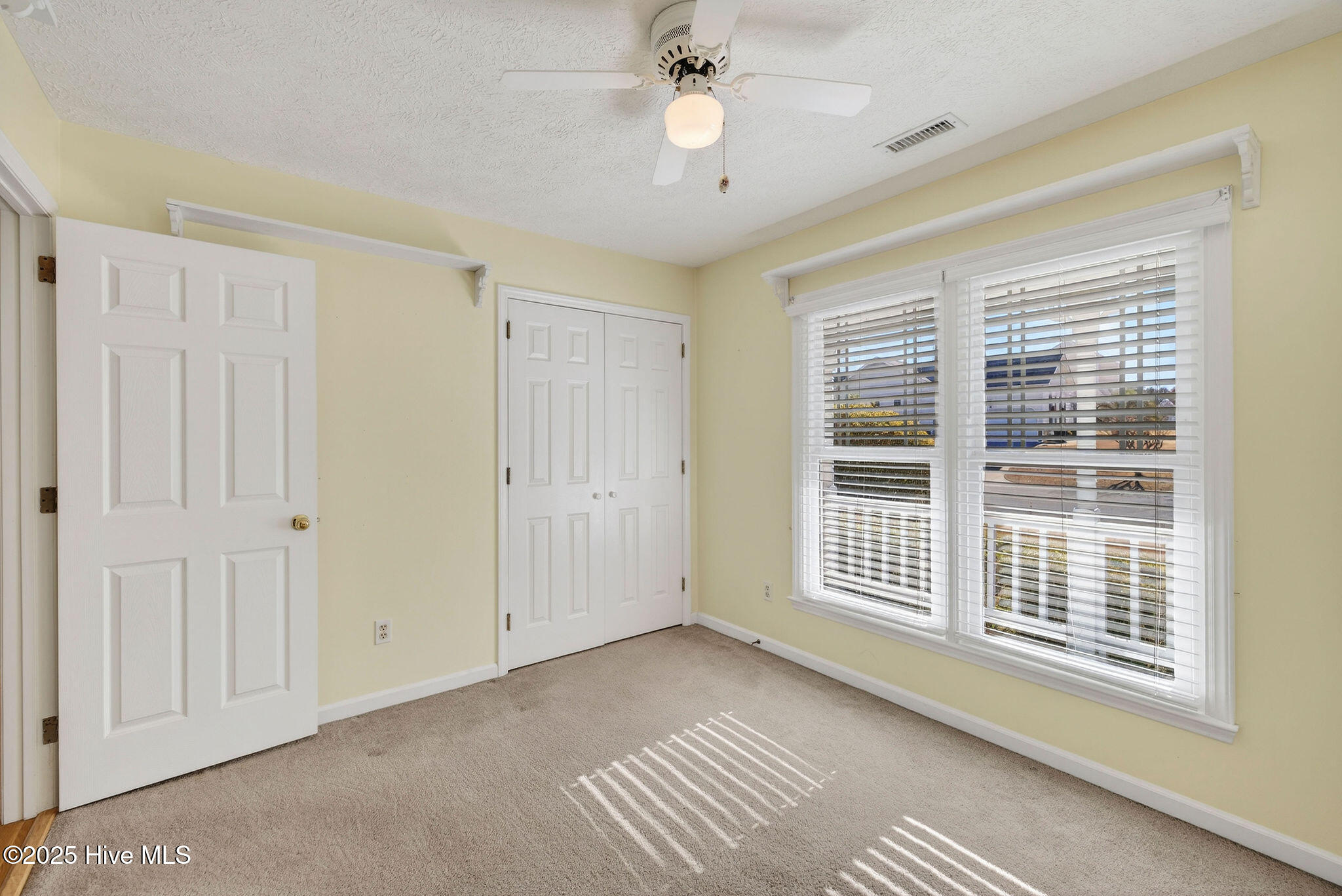 100545478 | Photo 23