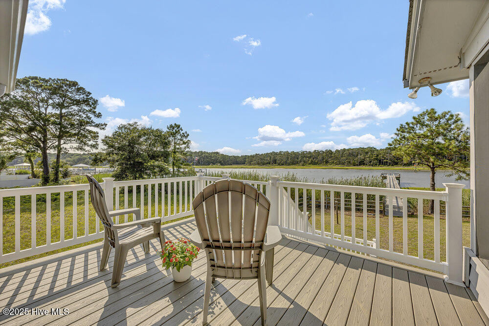 100526999 | Photo 52