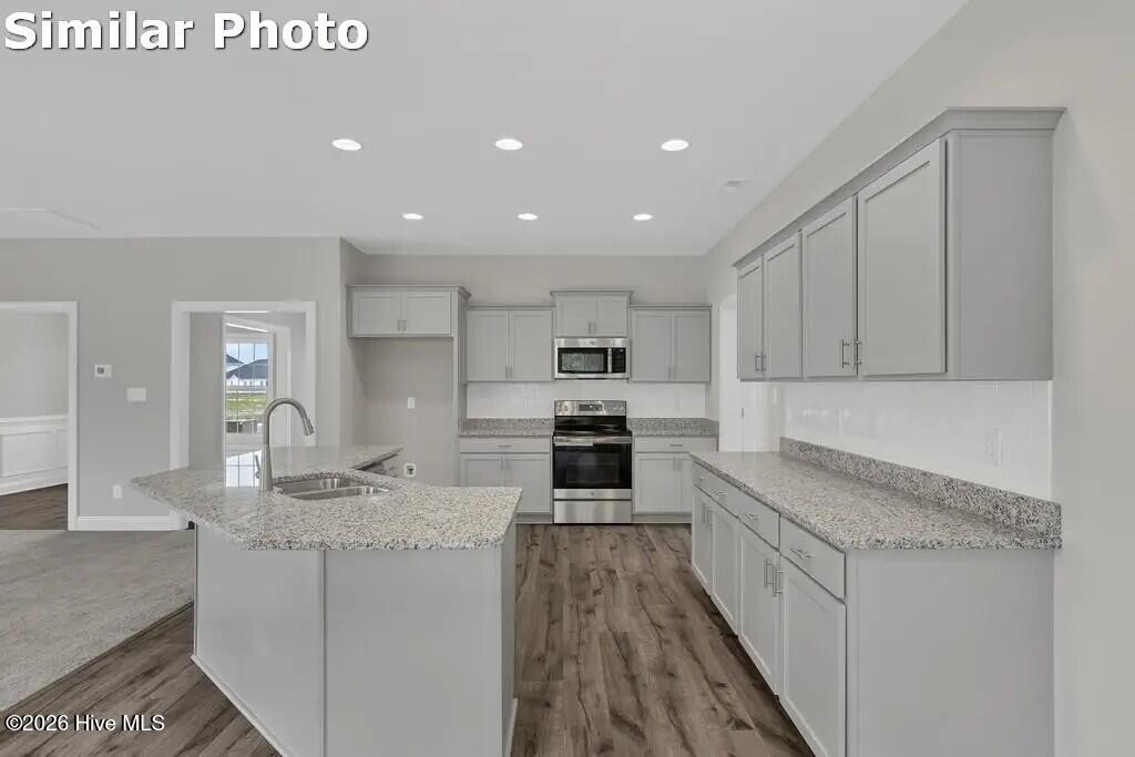 506 E Black Water Lane,Maysville