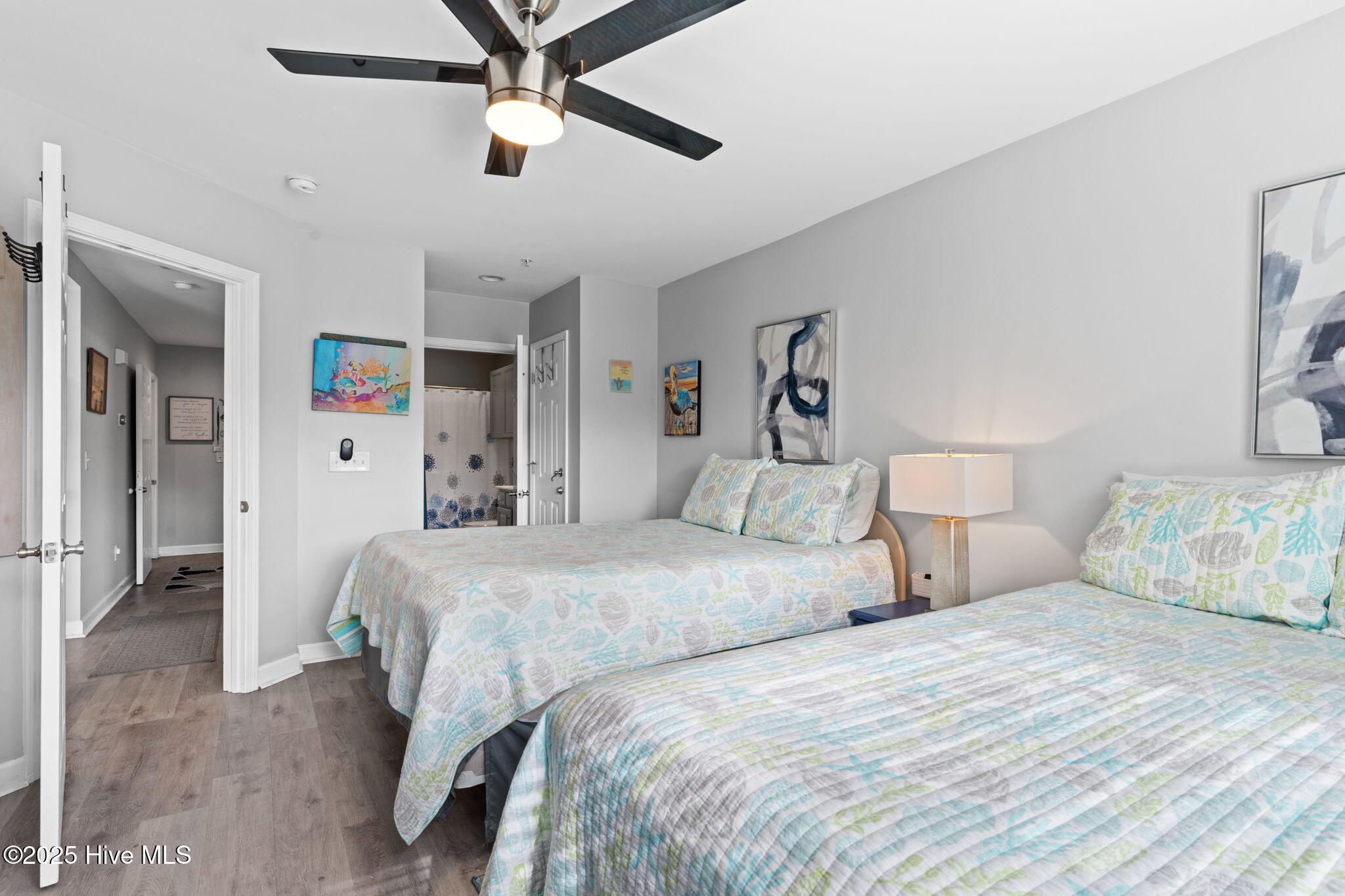 100538778 | Photo 42