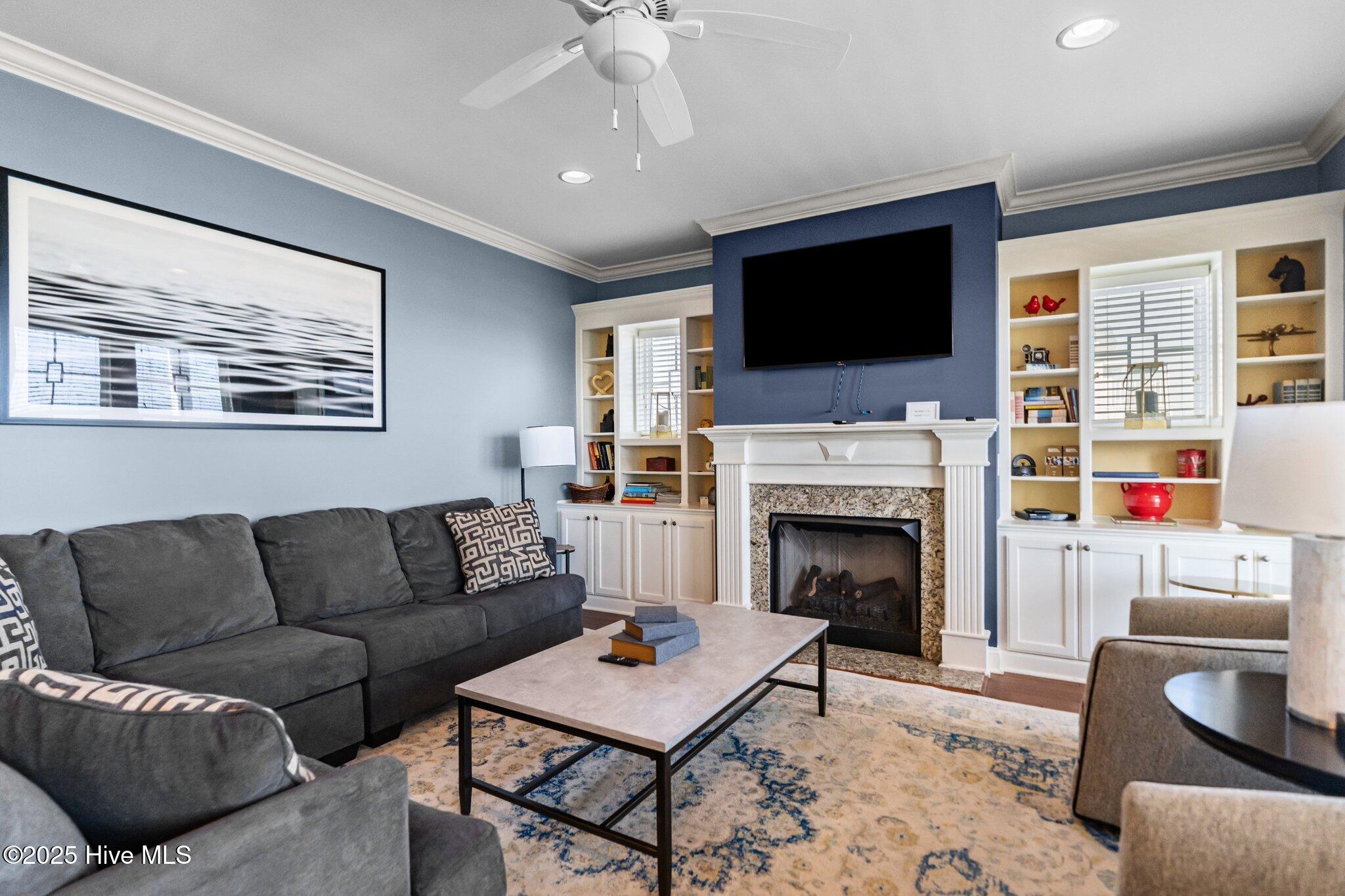 911 Ocean Boulevard W, Holden Beach, NC 28462 – photo 7: 3-web-or-mls-DSC08988