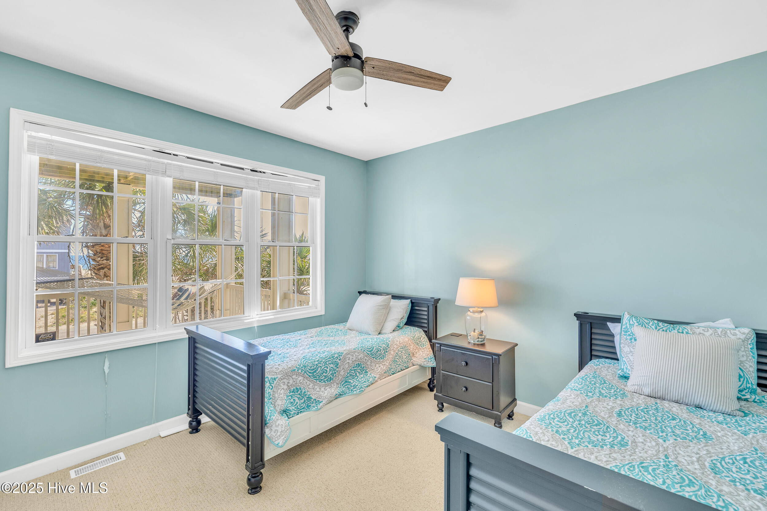 100509917 | Photo 39